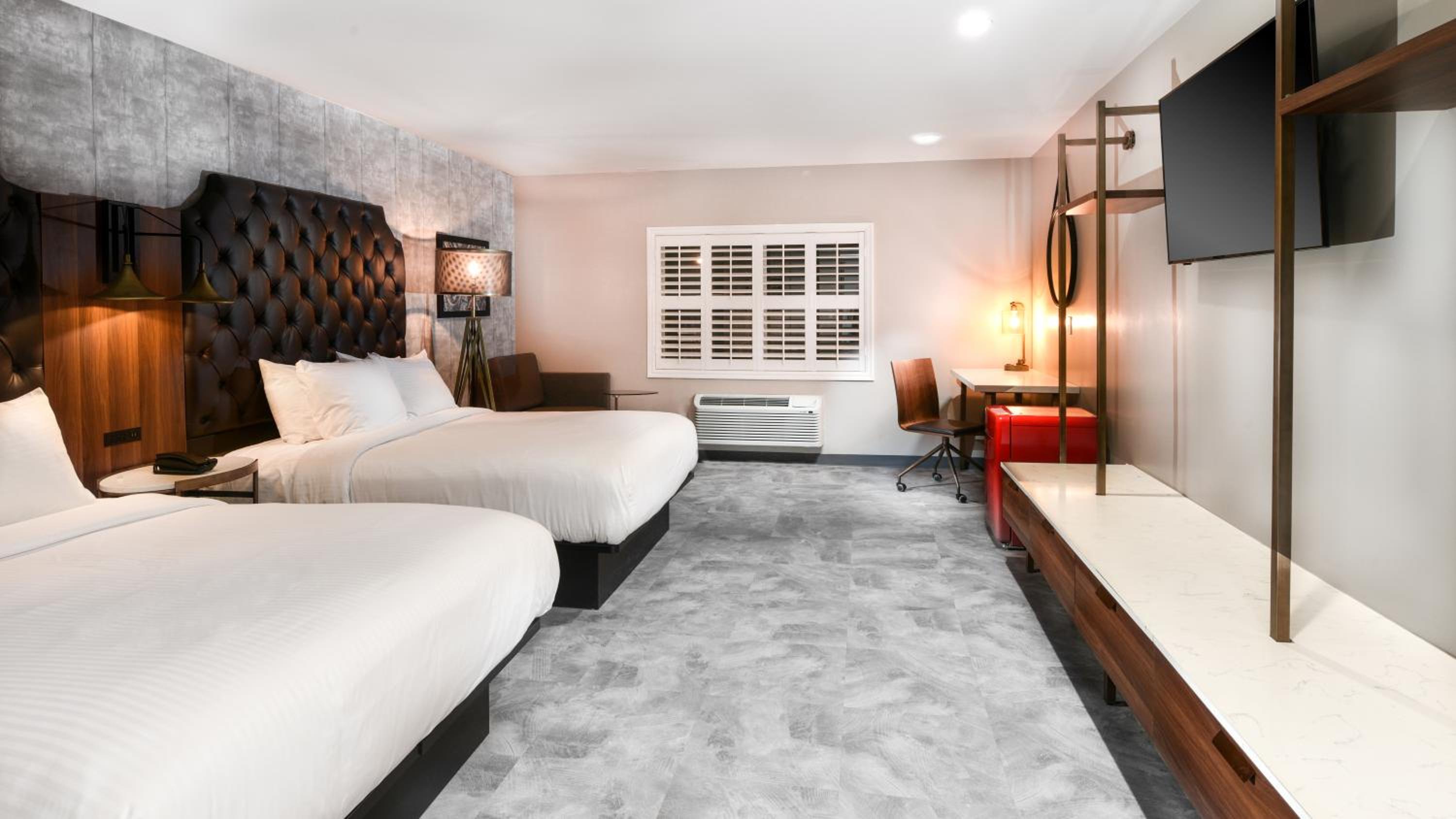 Queen Suite