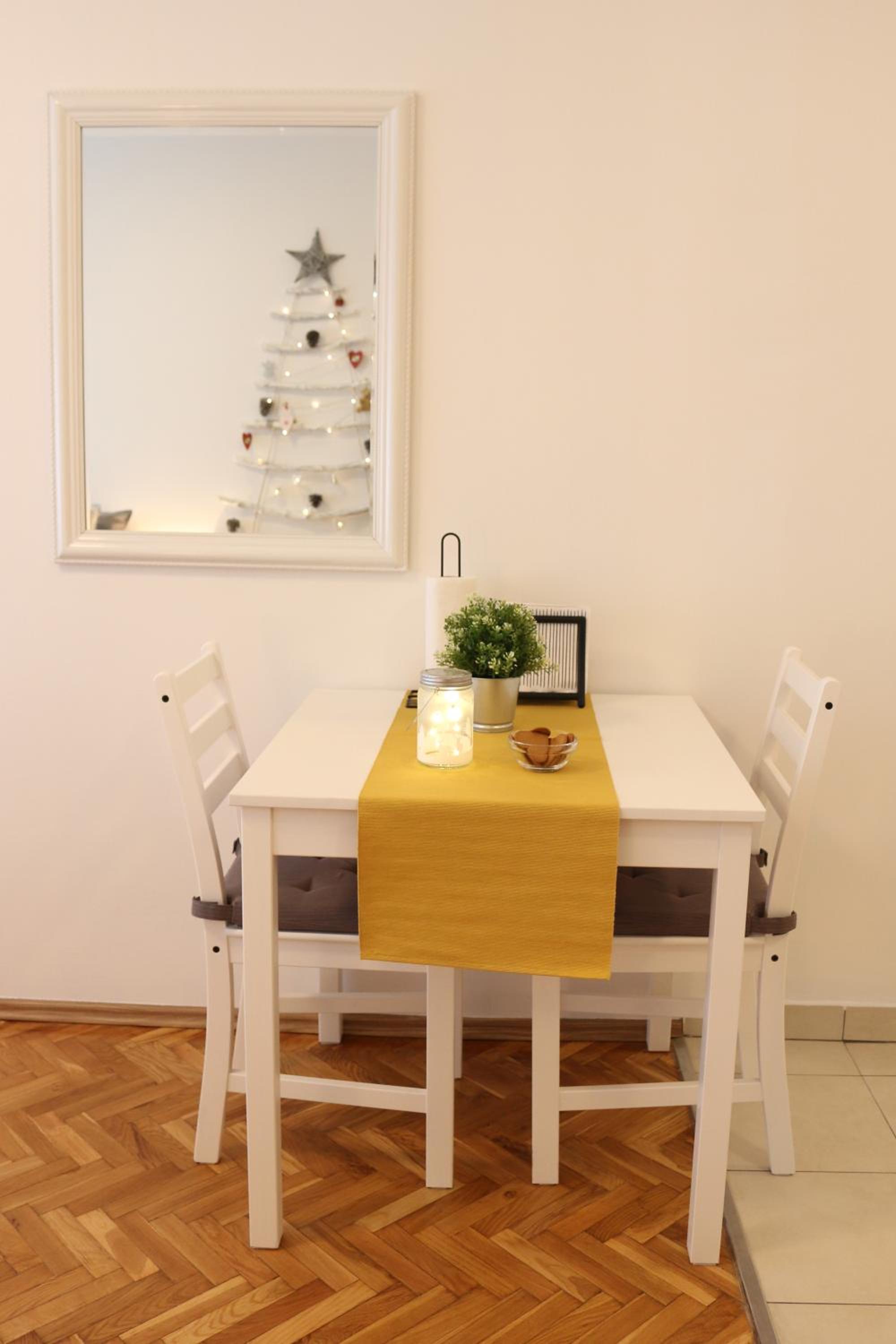 Studio Apartment - Photo 7