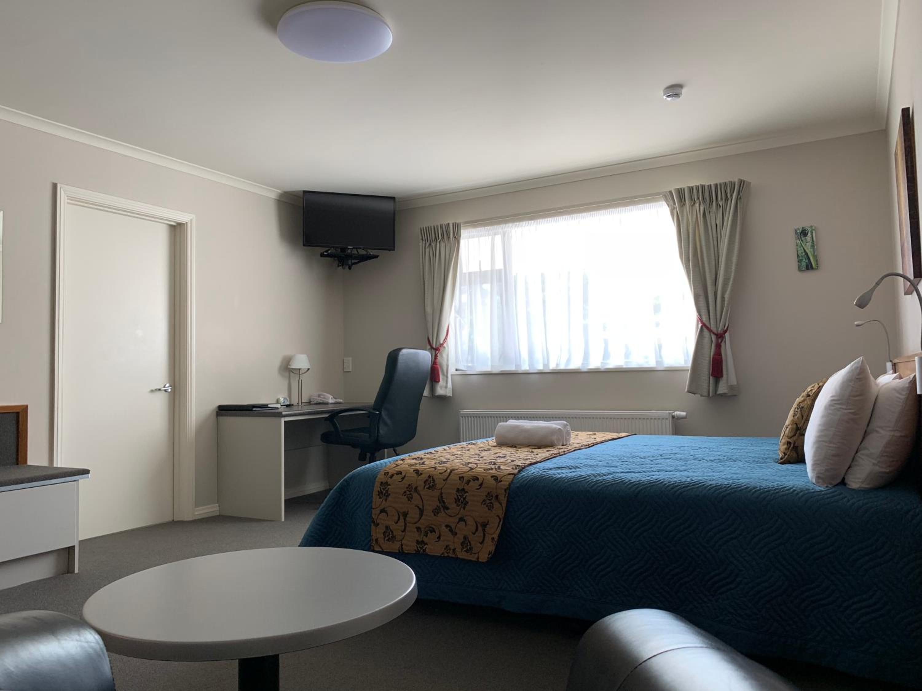 Super King Suite - Photo 5