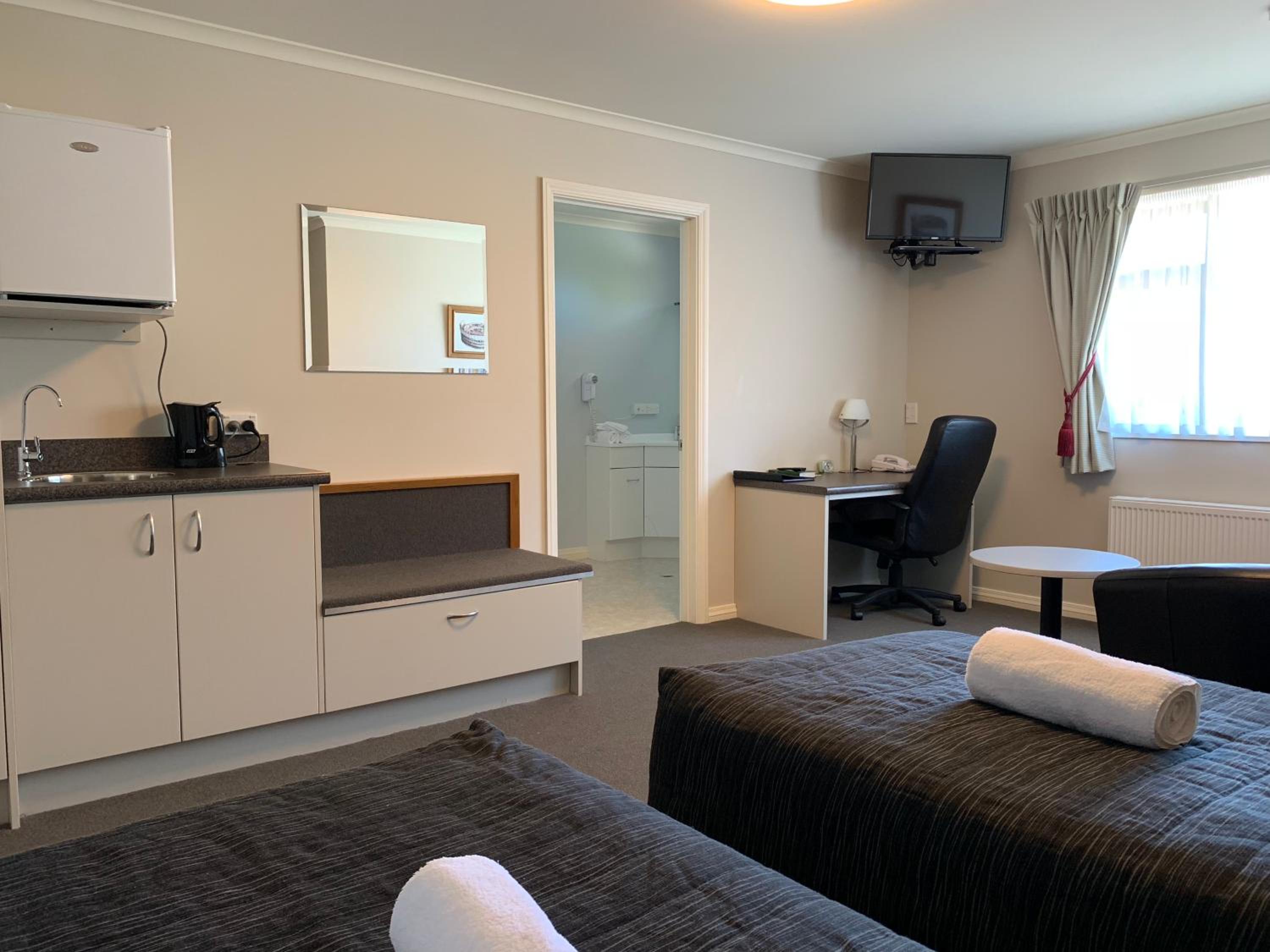 Super King Suite - Photo 4