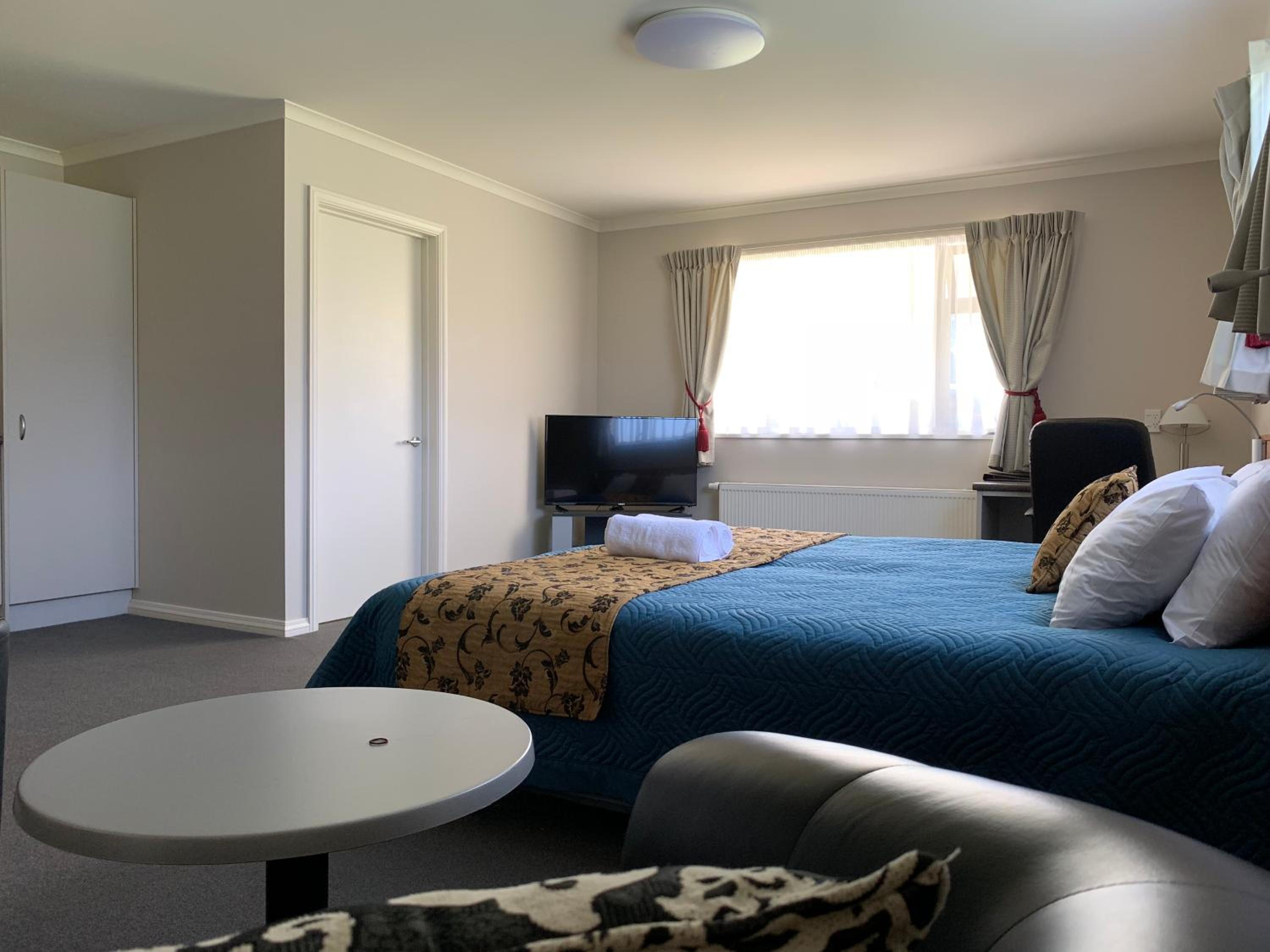  Super King Spa Suite - Photo 7