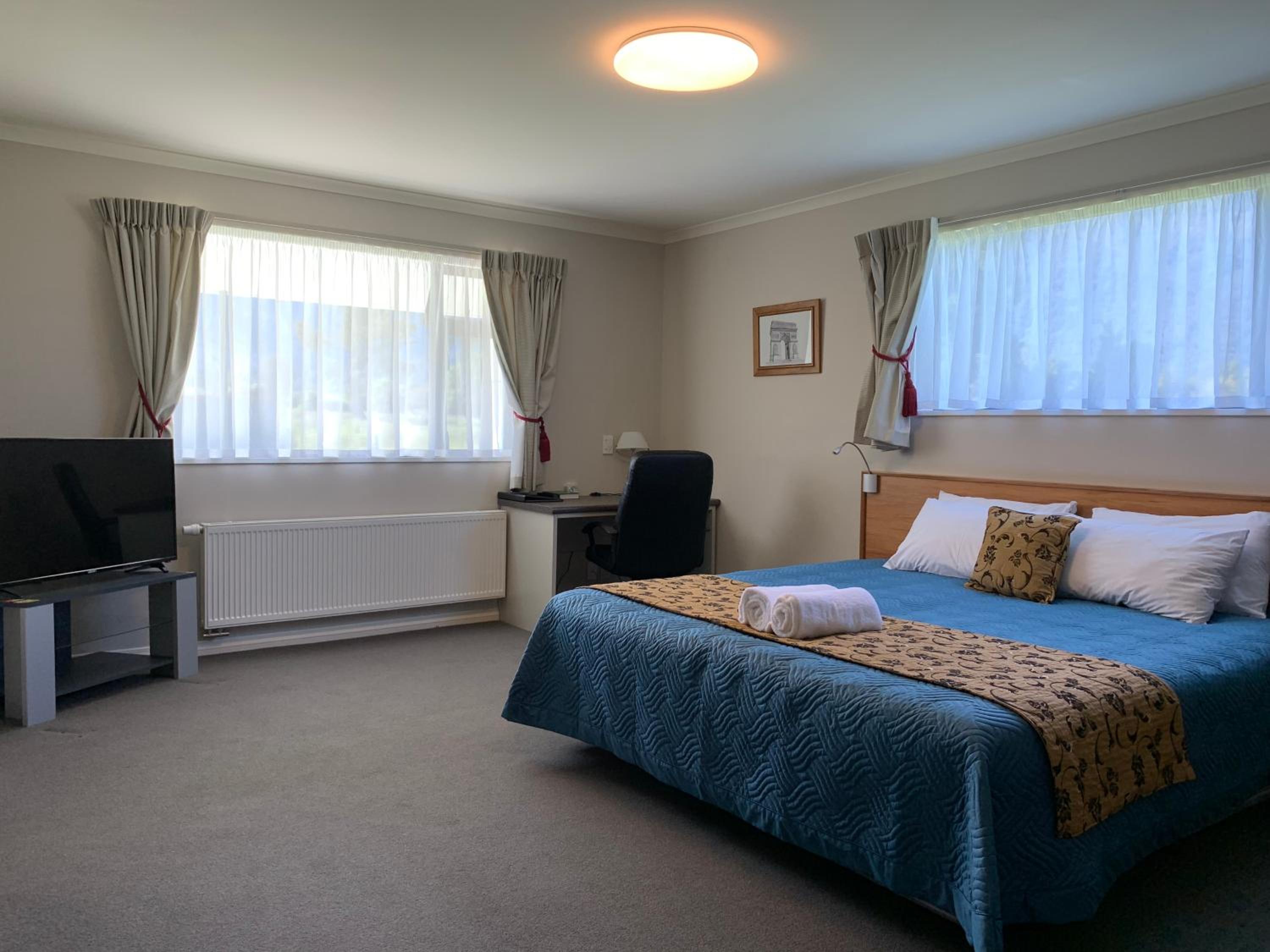  Super King Spa Suite - Photo 1