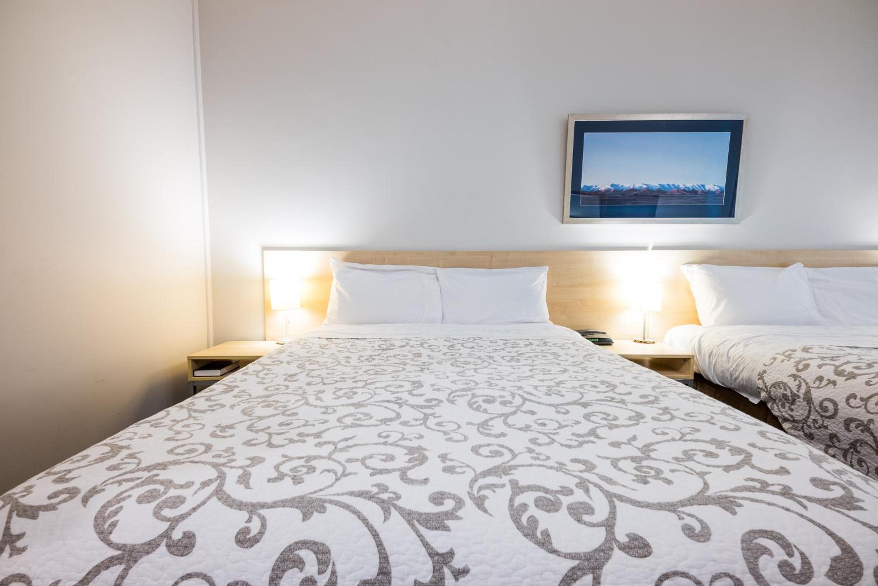 Deluxe Queen Room with Two Queen Beds
