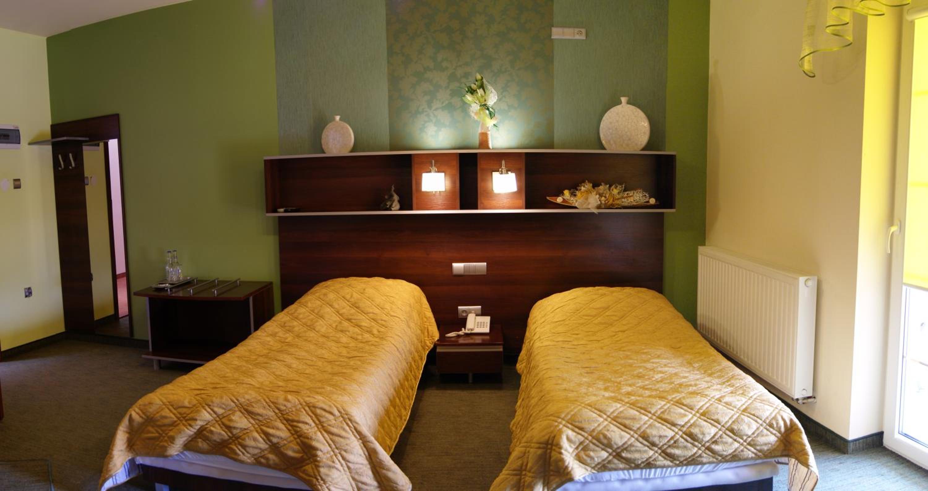 Double or Twin Room photo 3