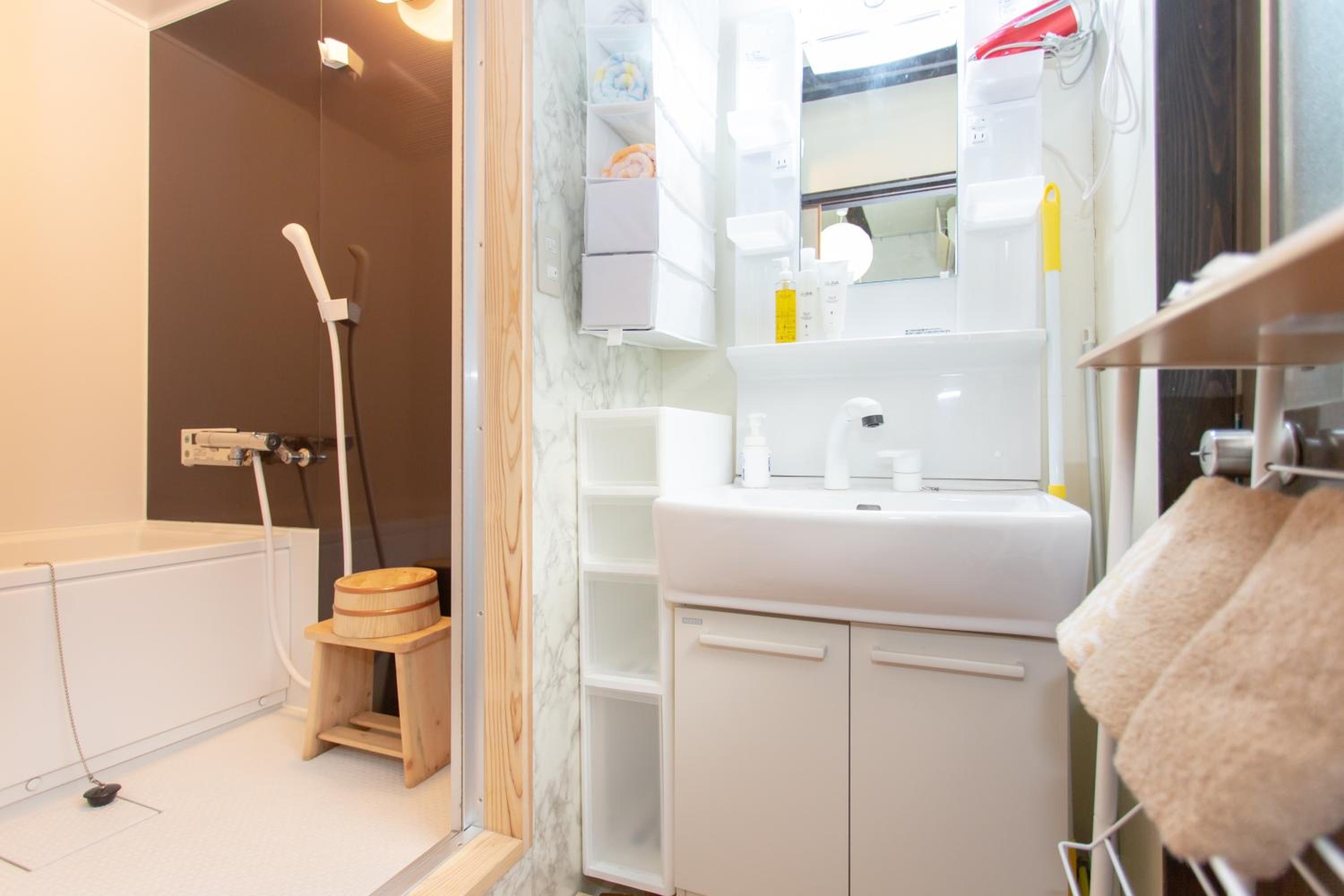 Japanese-Style Townhouse - Photo 107