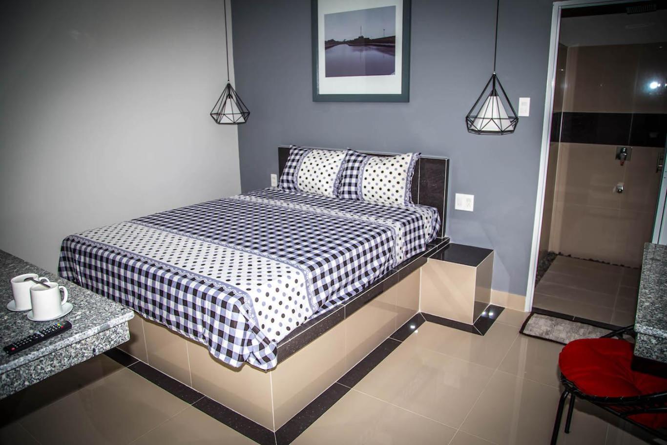 Standard Double Room - Photo 4