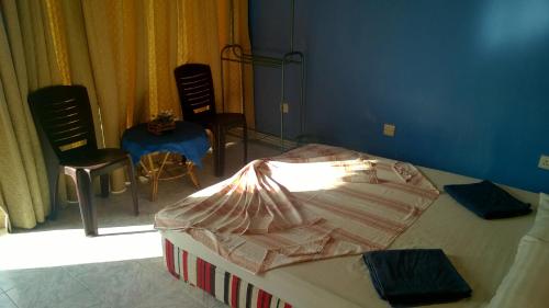 Standard Double Room with Fan photo 2