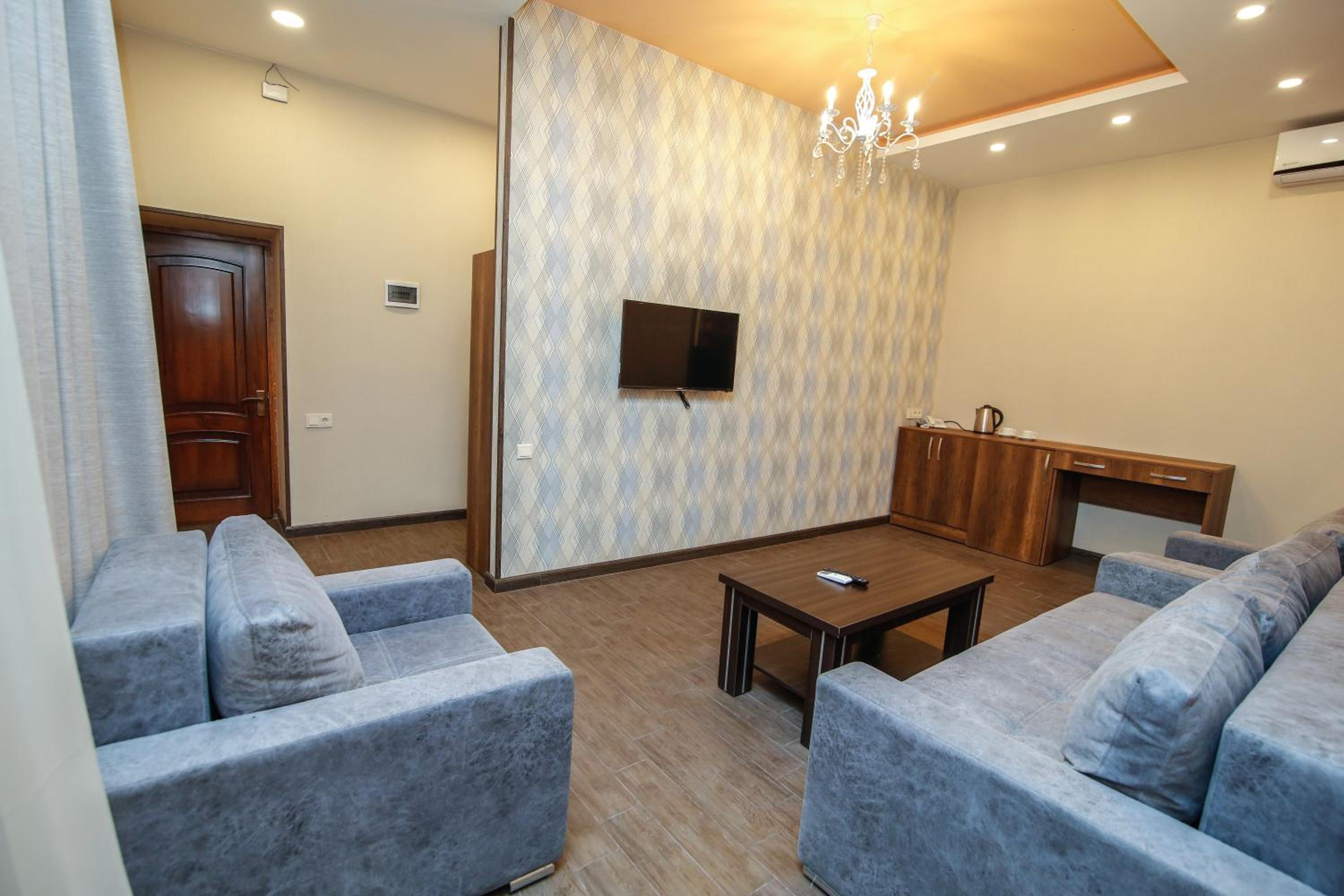 Standard Family Room