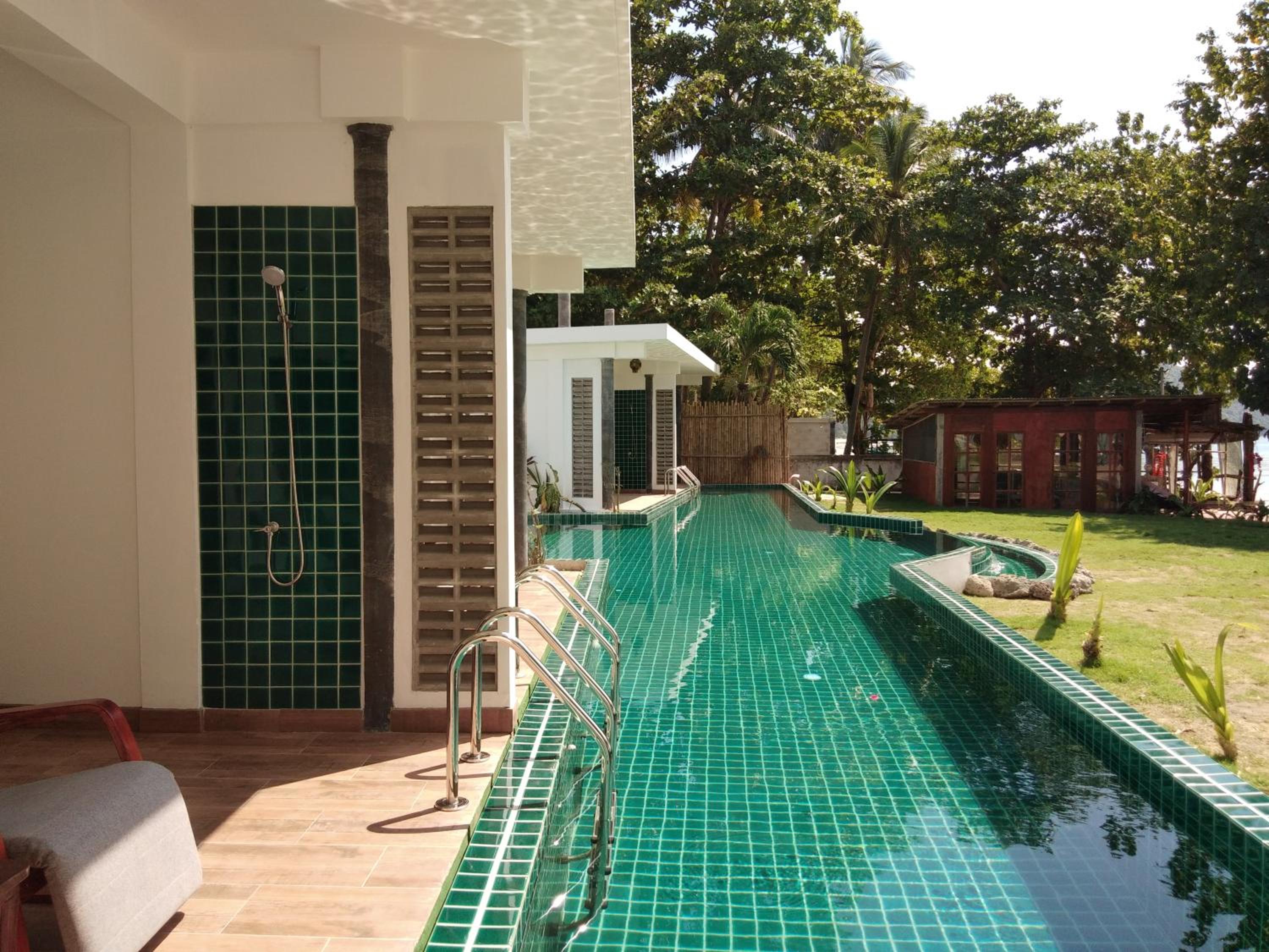 Beach Front Pool Villa photo 2