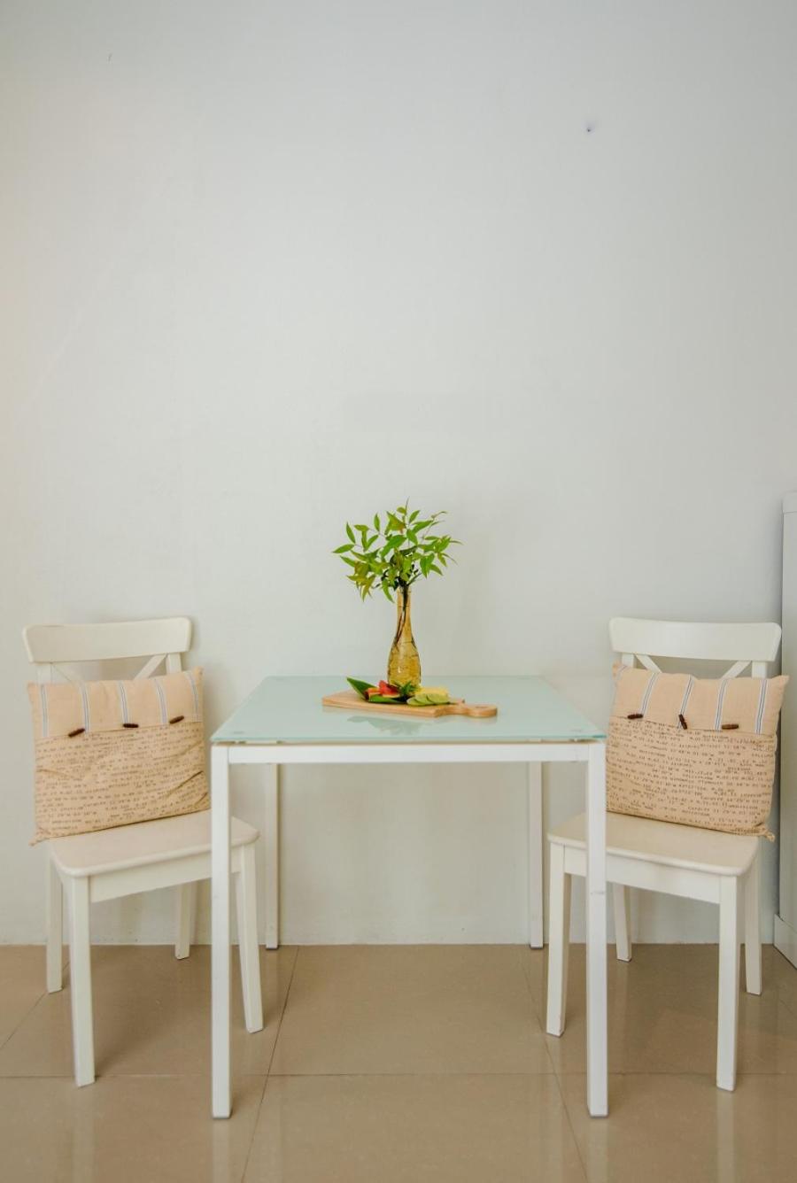 One-Bedroom Garden Suite photo 2