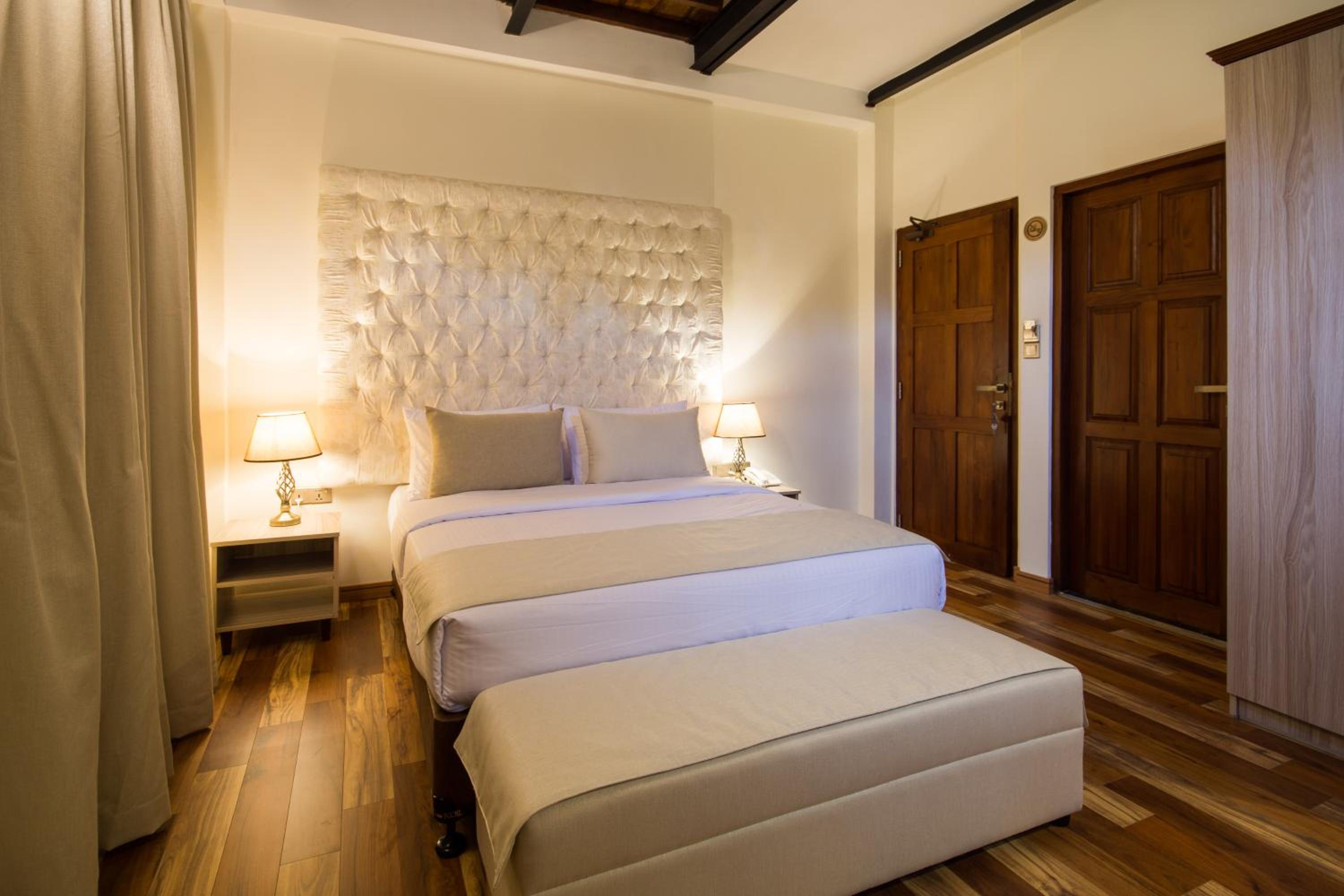 Deluxe Double Room photo 2