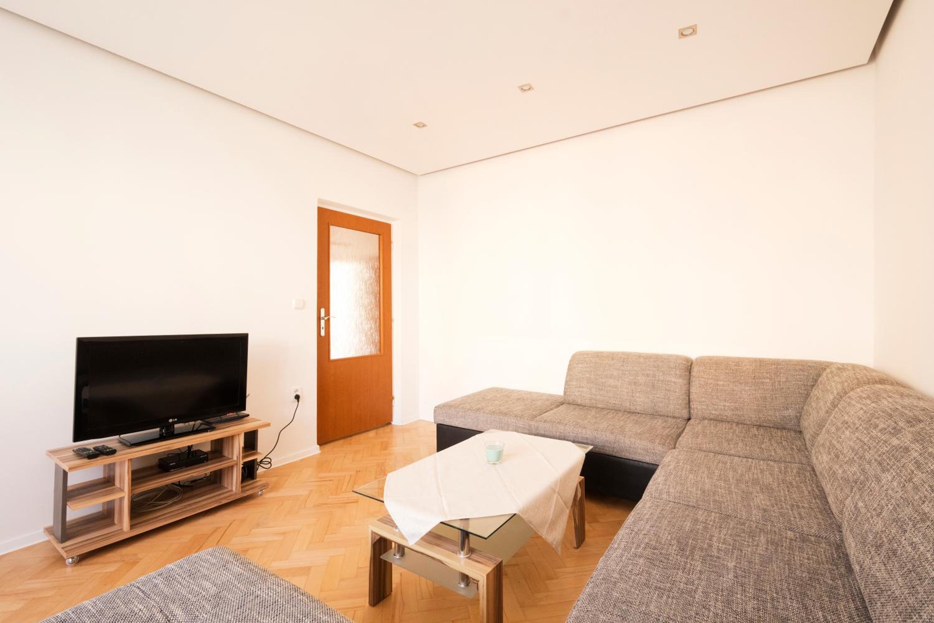 Apartment - Photo 21