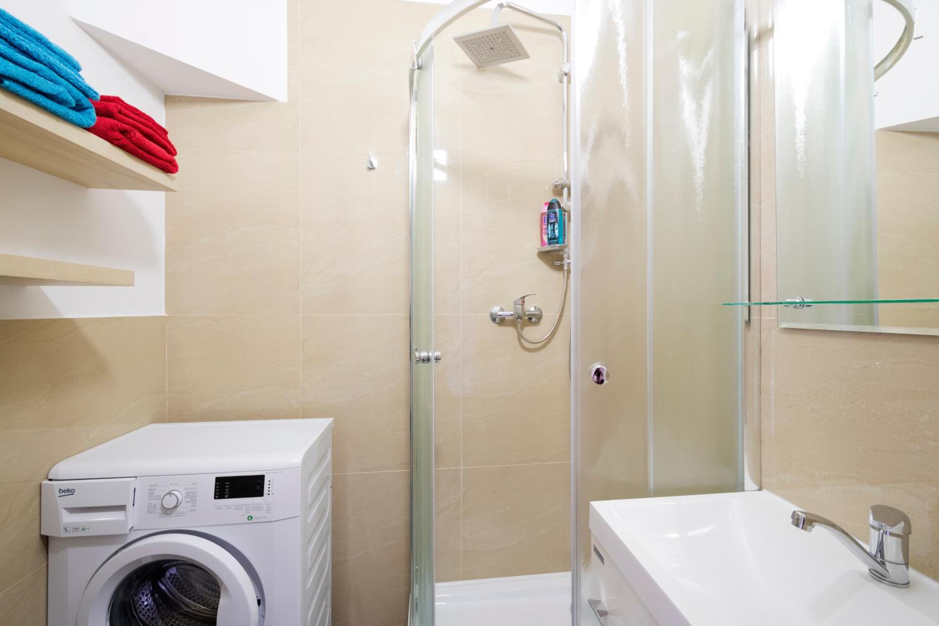 Apartment - Photo 9