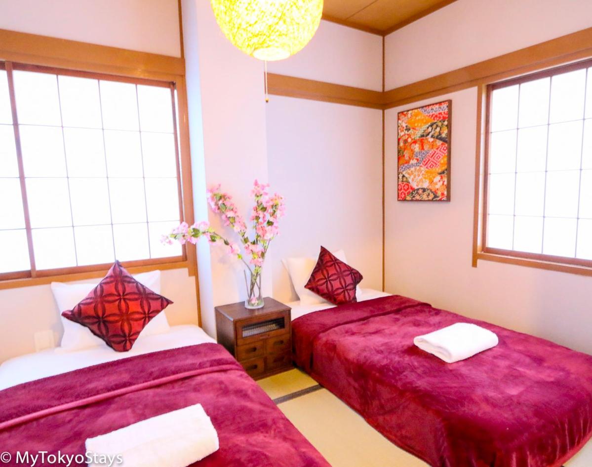 Apartment with Mountain View photo 1