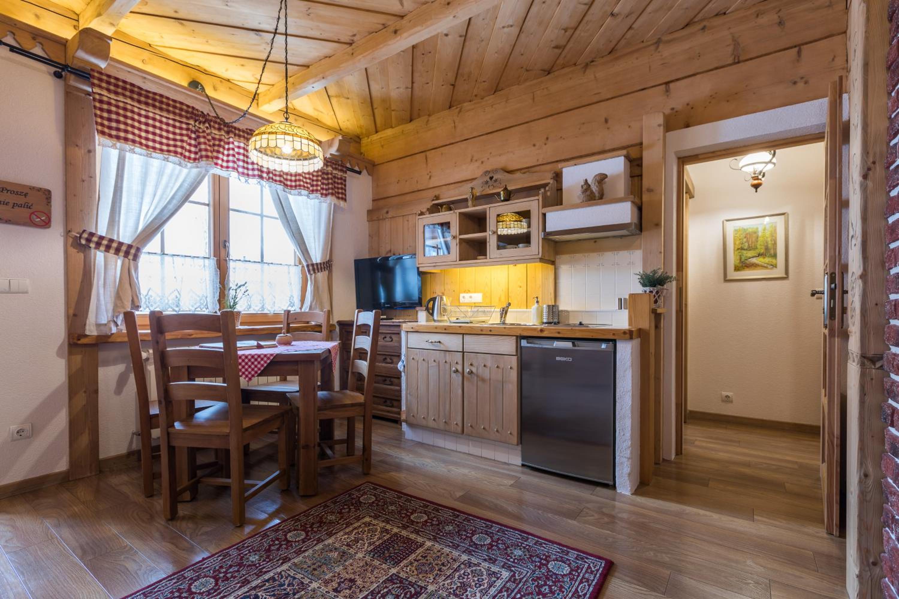 Family Deluxe Apartment - Photo 4