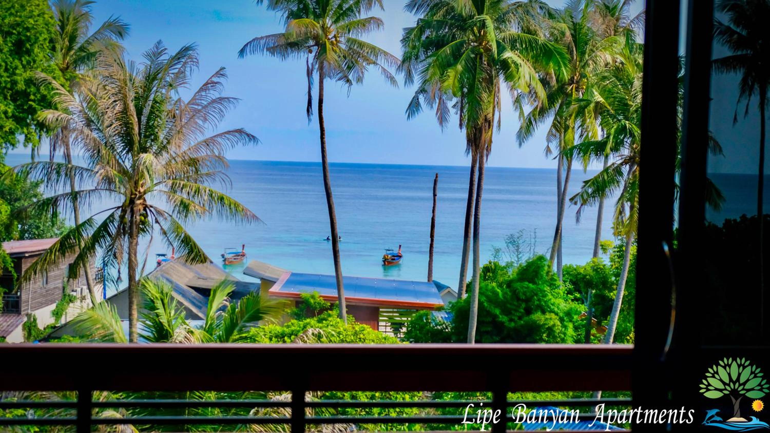 Family Room with Sea View - Photo 13