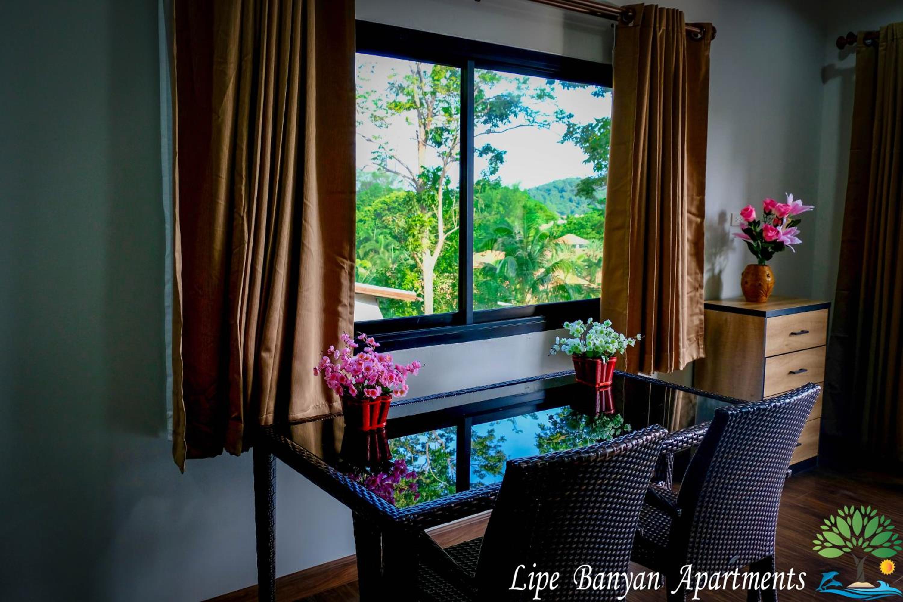 Family Room with Sea View - Photo 12