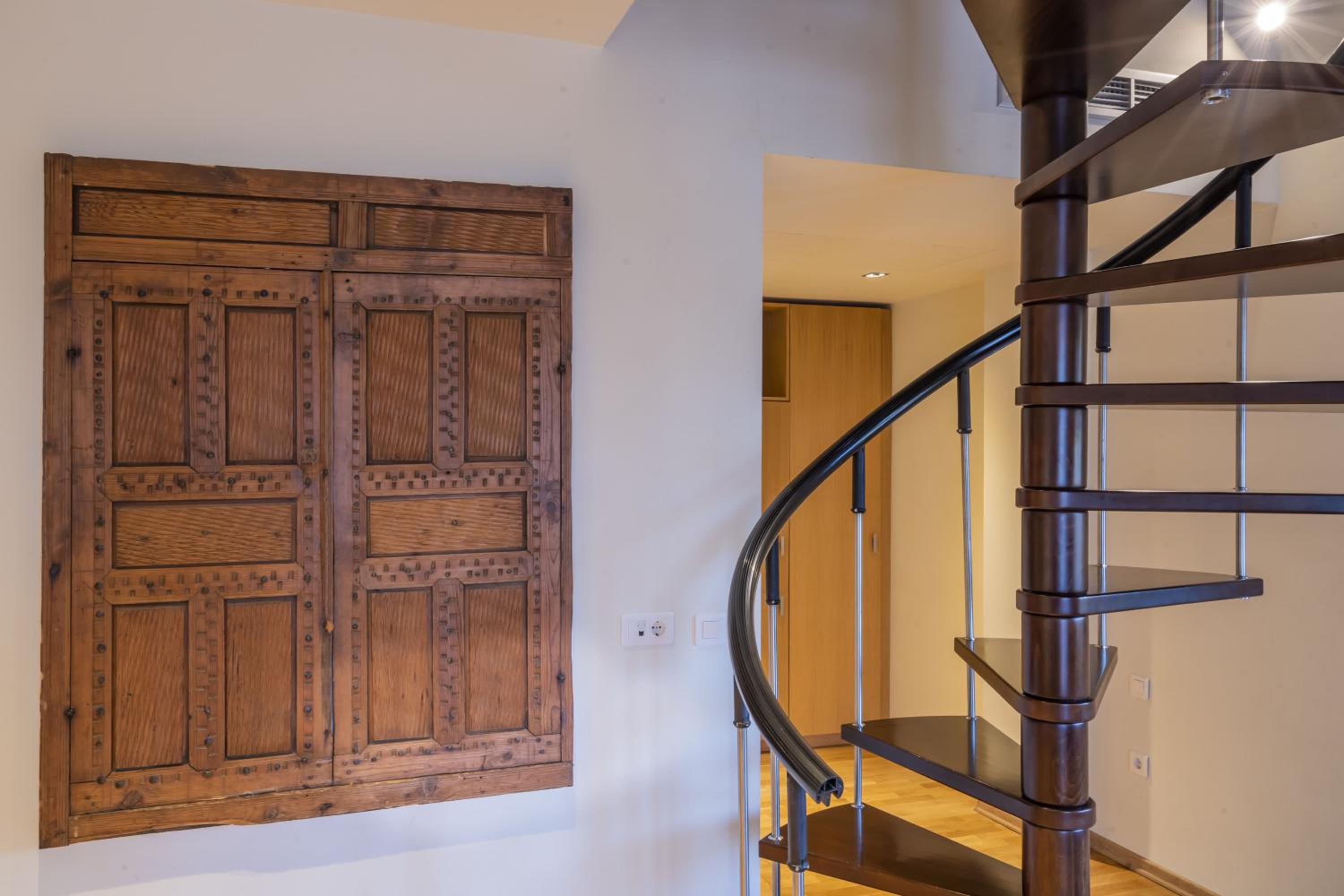 Executive Family Suite - Photo 22