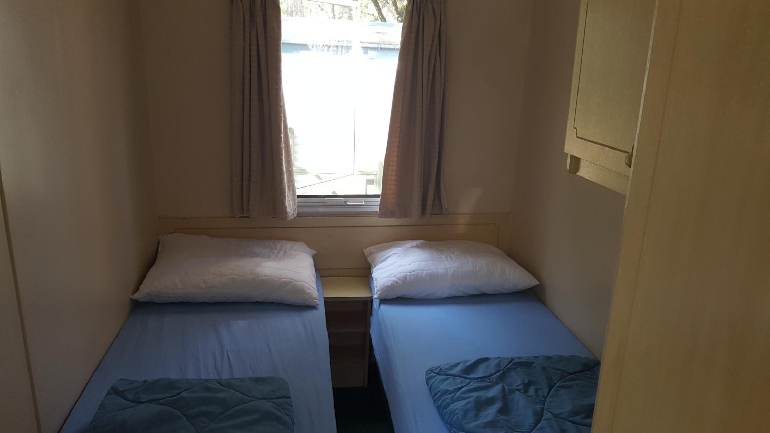 Mobile Home photo 3