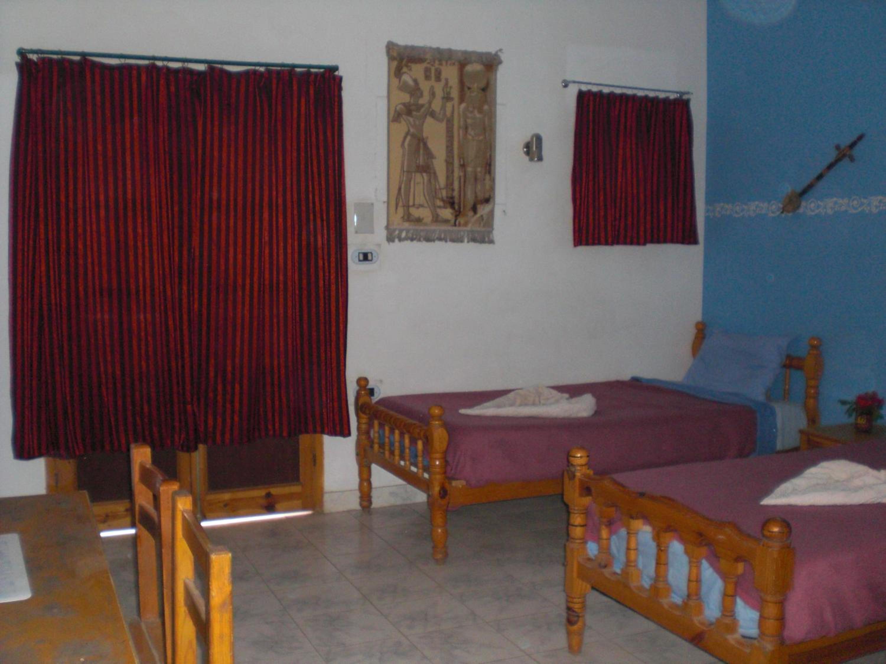 Standard Triple Room - Photo 8