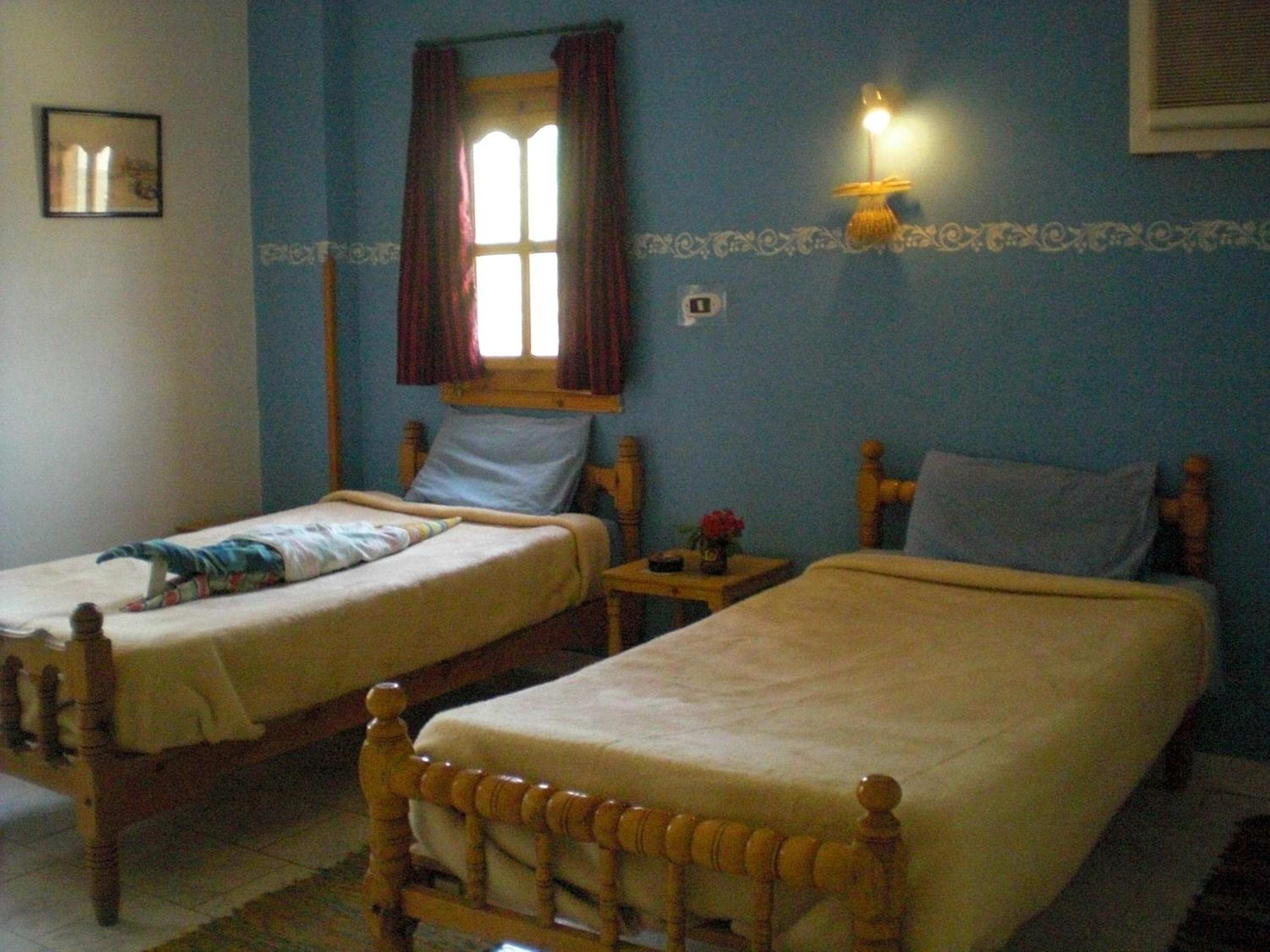 Standard Double or Twin Room - Photo 4