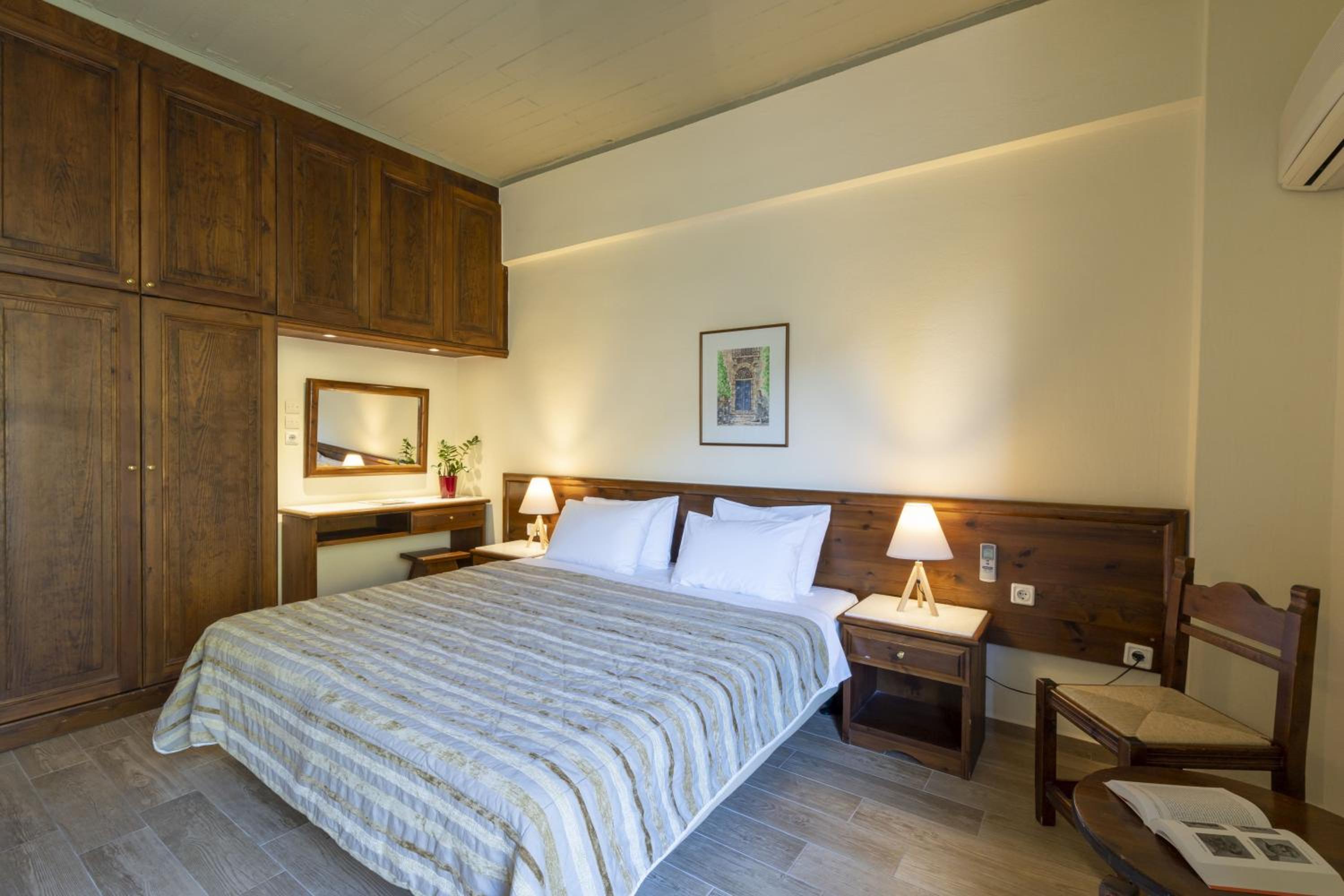 Double Room - Delphi Valley View - Photo 3