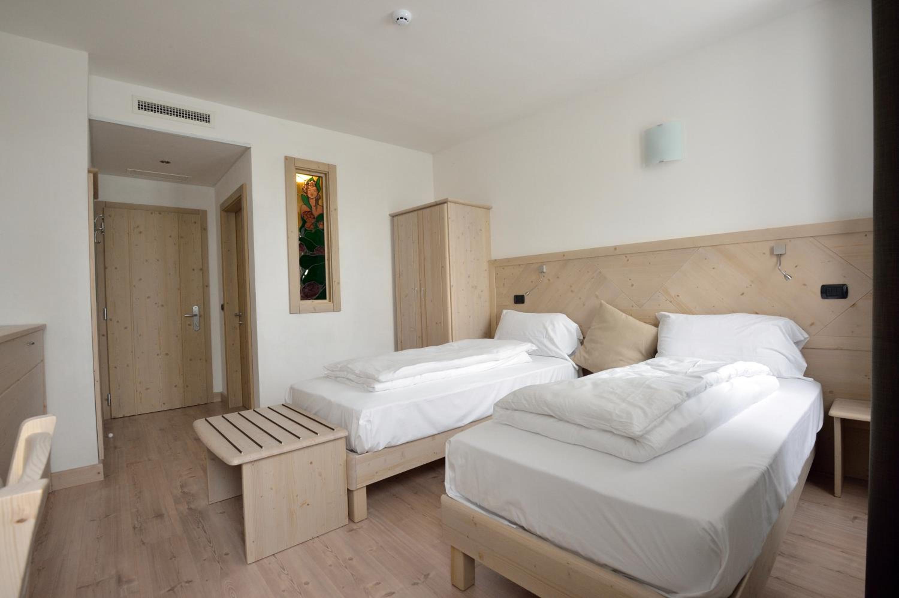 Double or Twin Room - Photo 1