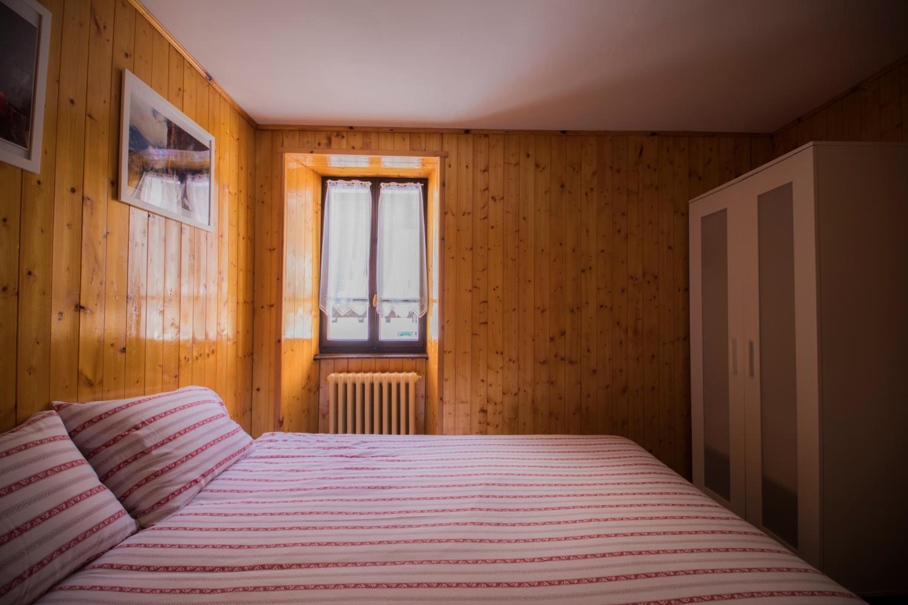 Budget Double Room - Photo 1