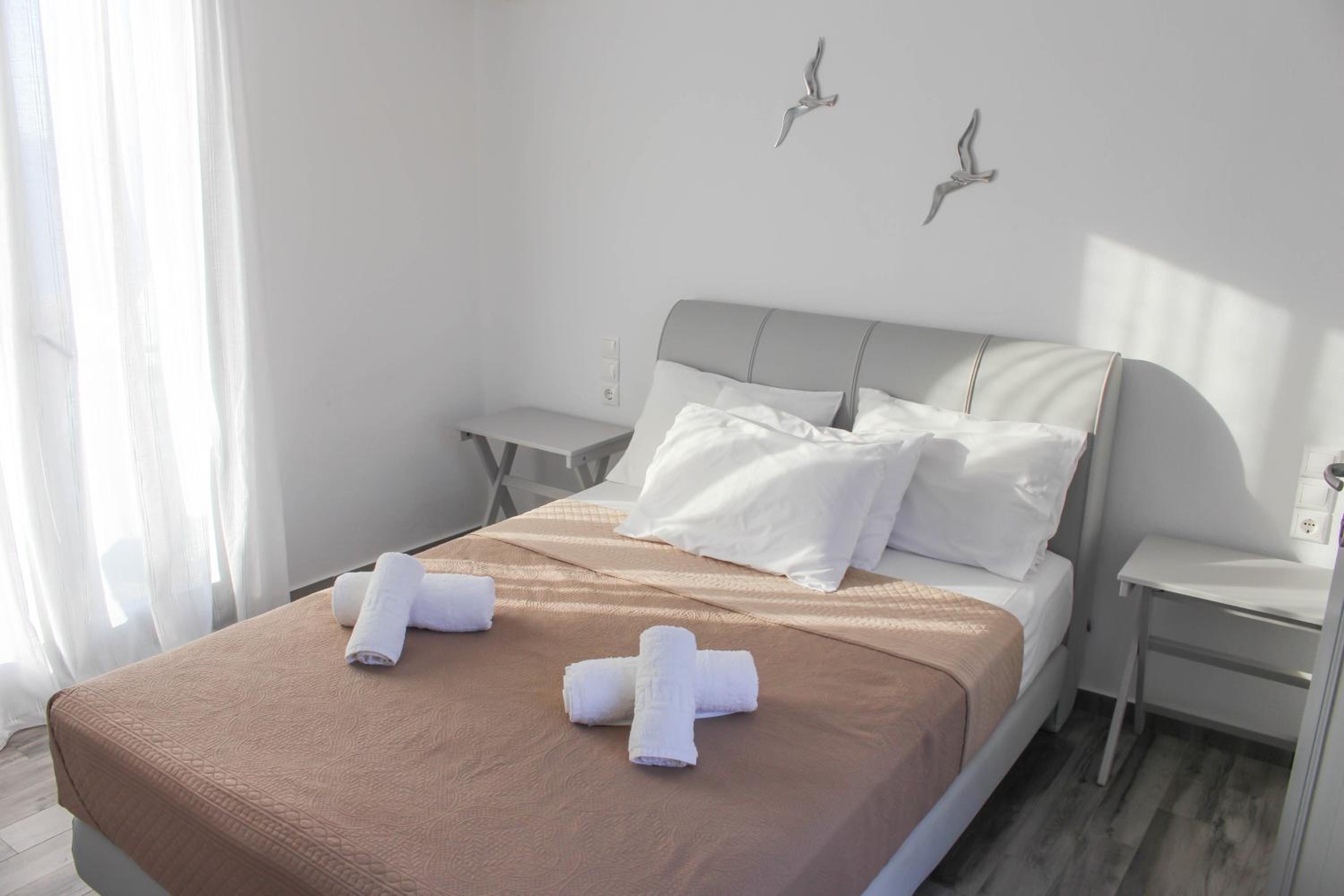 Classic Sea View Suite - Photo 17