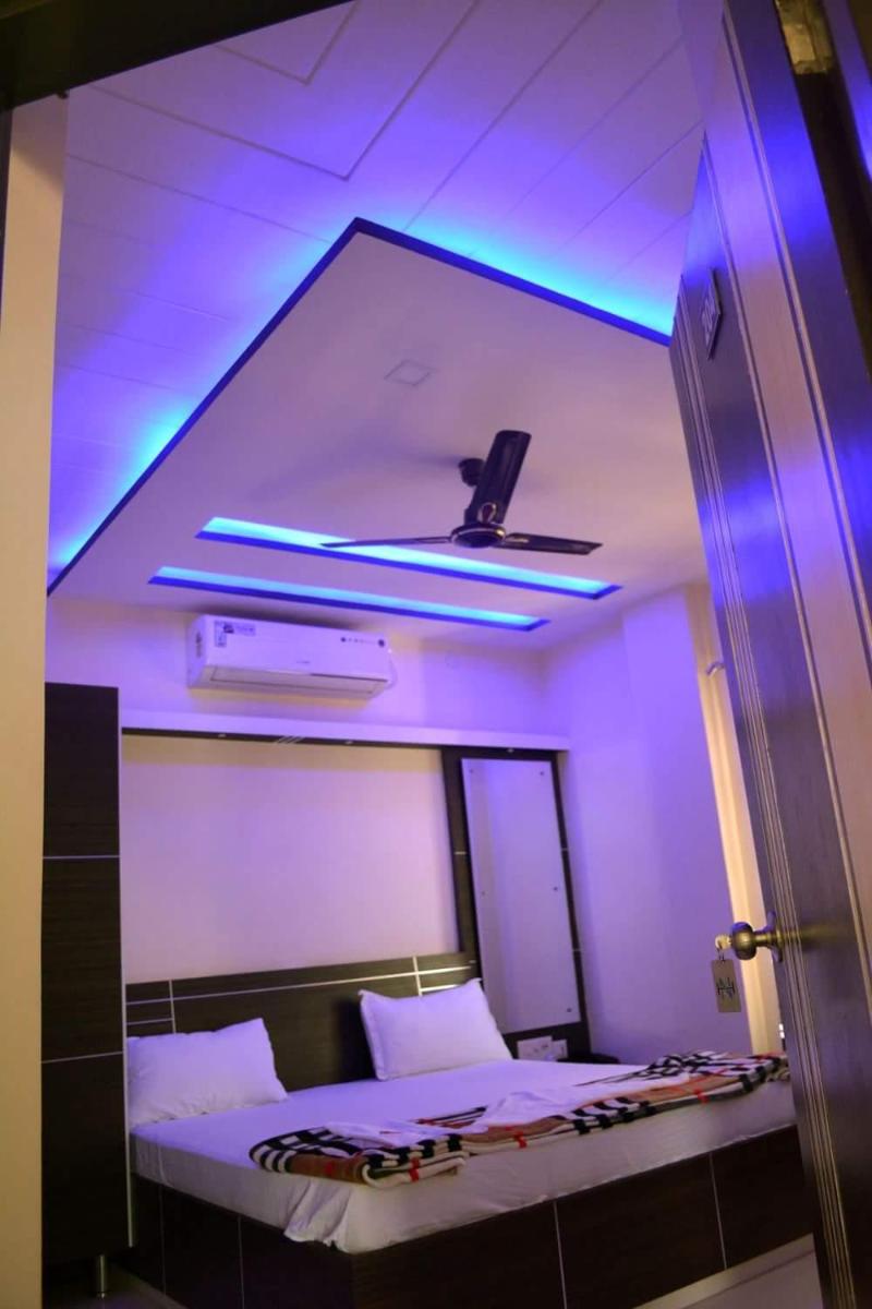 King Room with Balcony photo 3