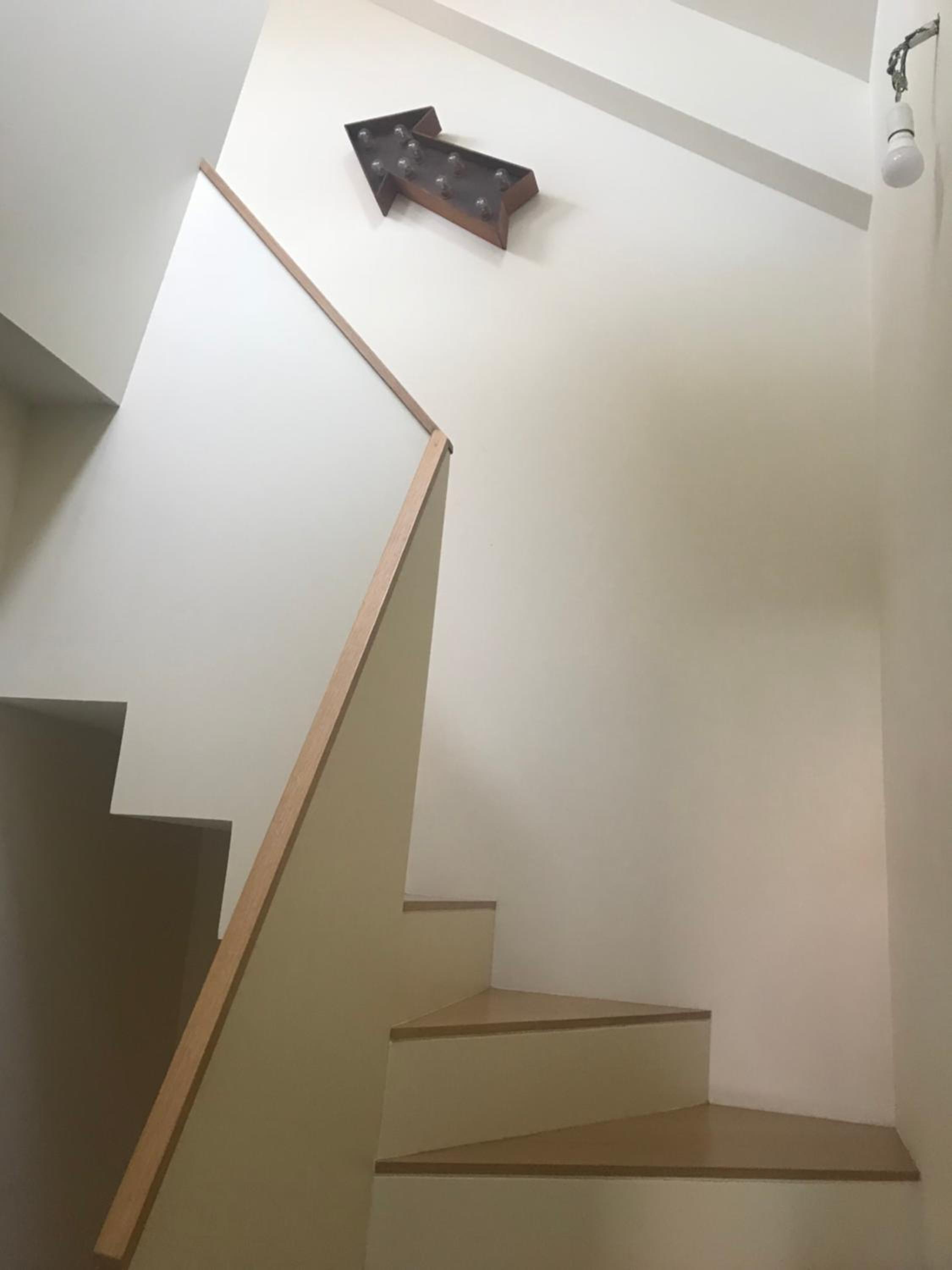 Three-Bedroom Townhouse - Photo 10