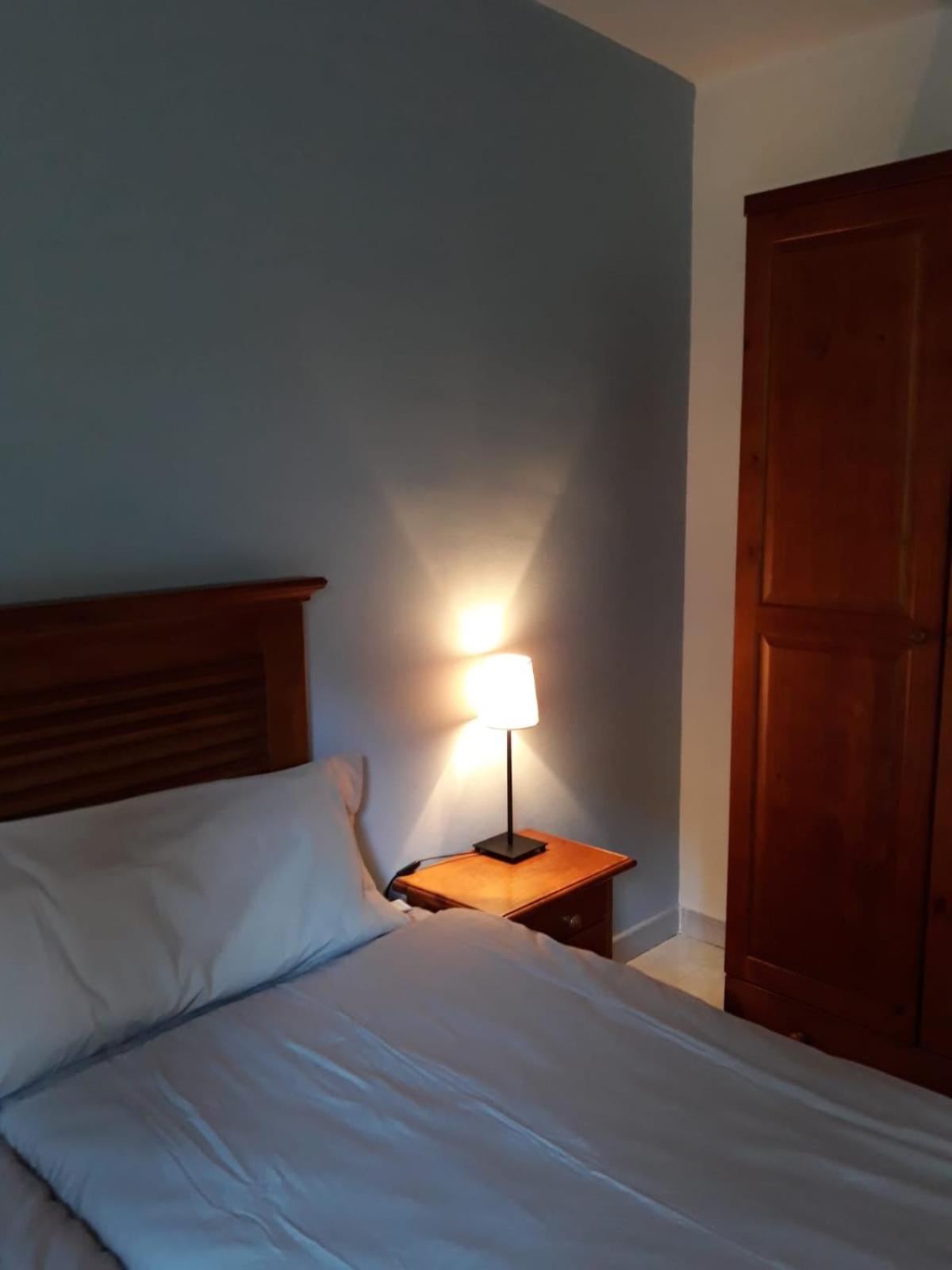 Twin Room - Photo 9