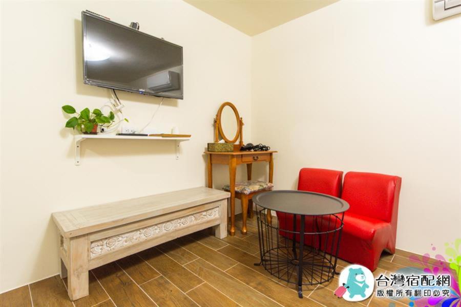 Twin Room with Private Bathroom