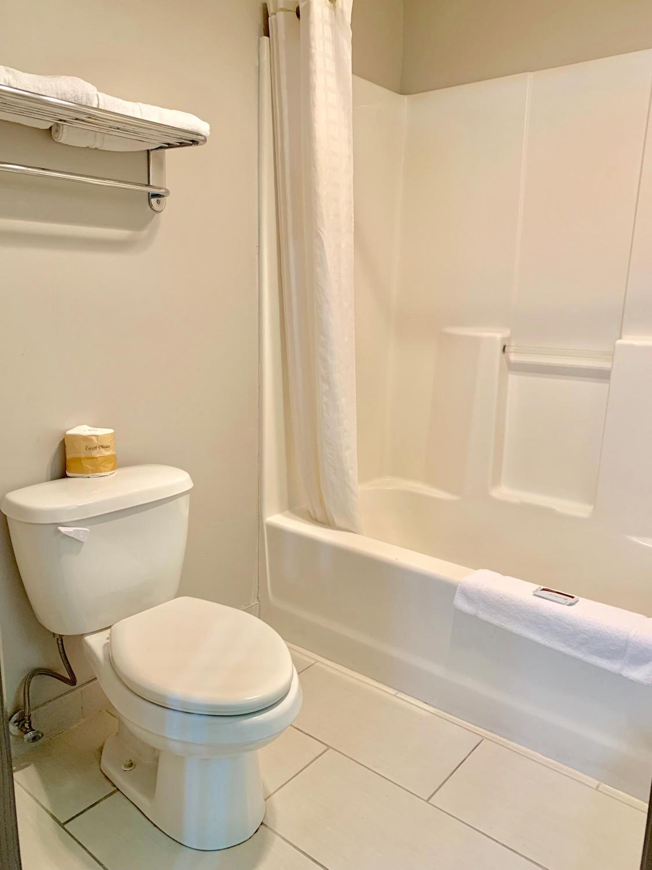 King Suite - Photo 7
