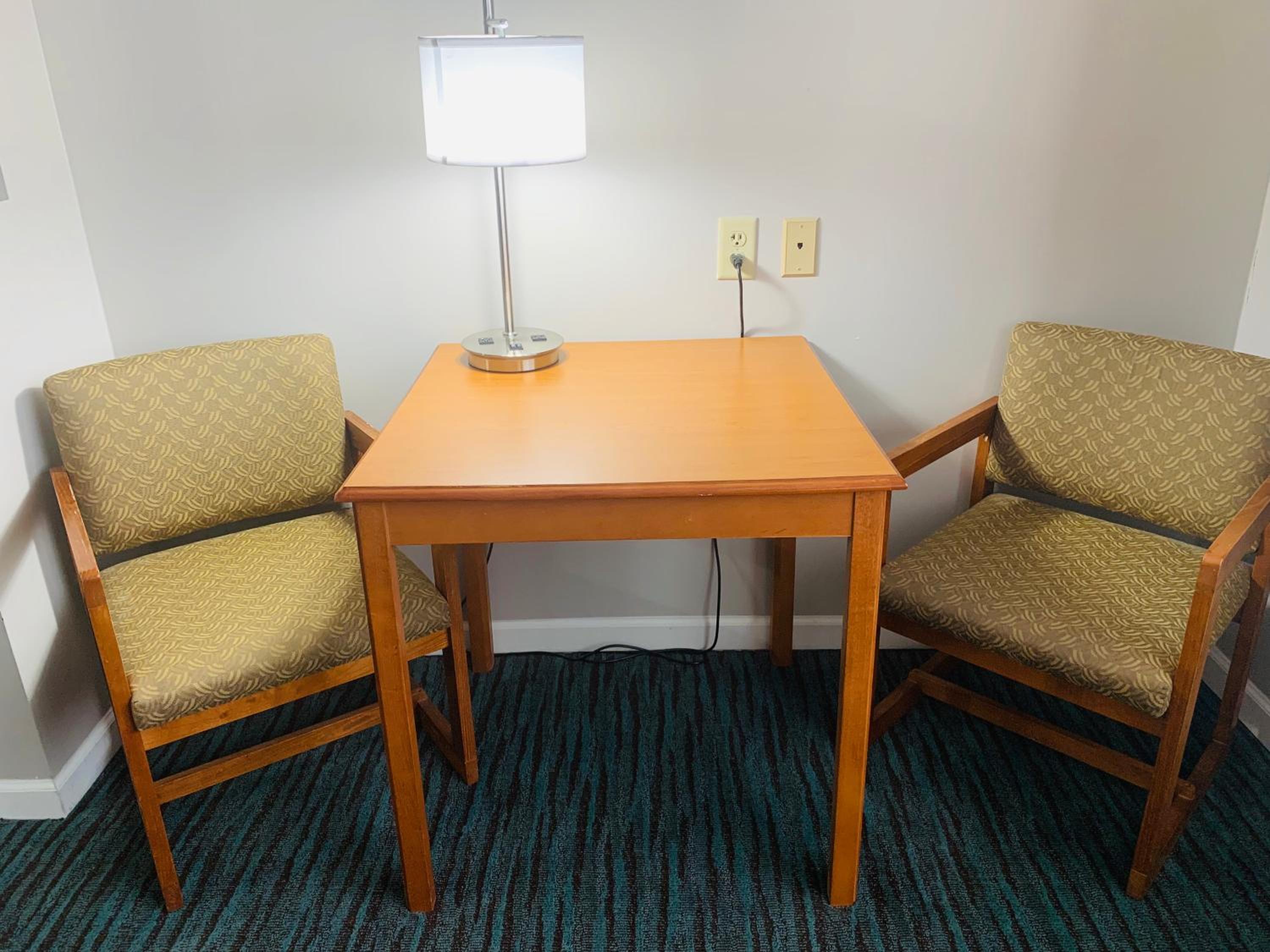 King Suite - Photo 5