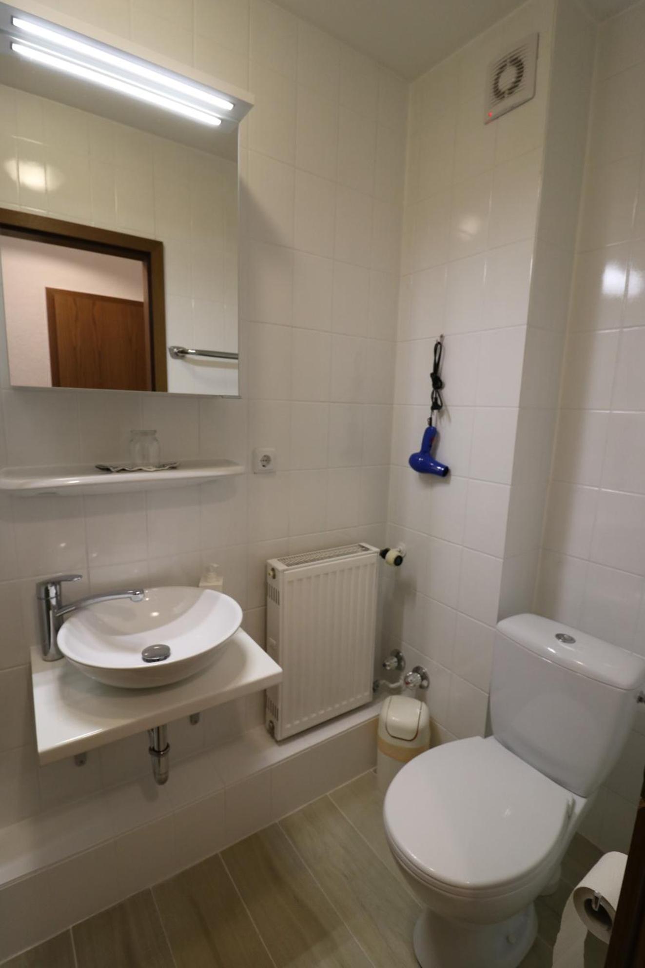 Single Room photo 3
