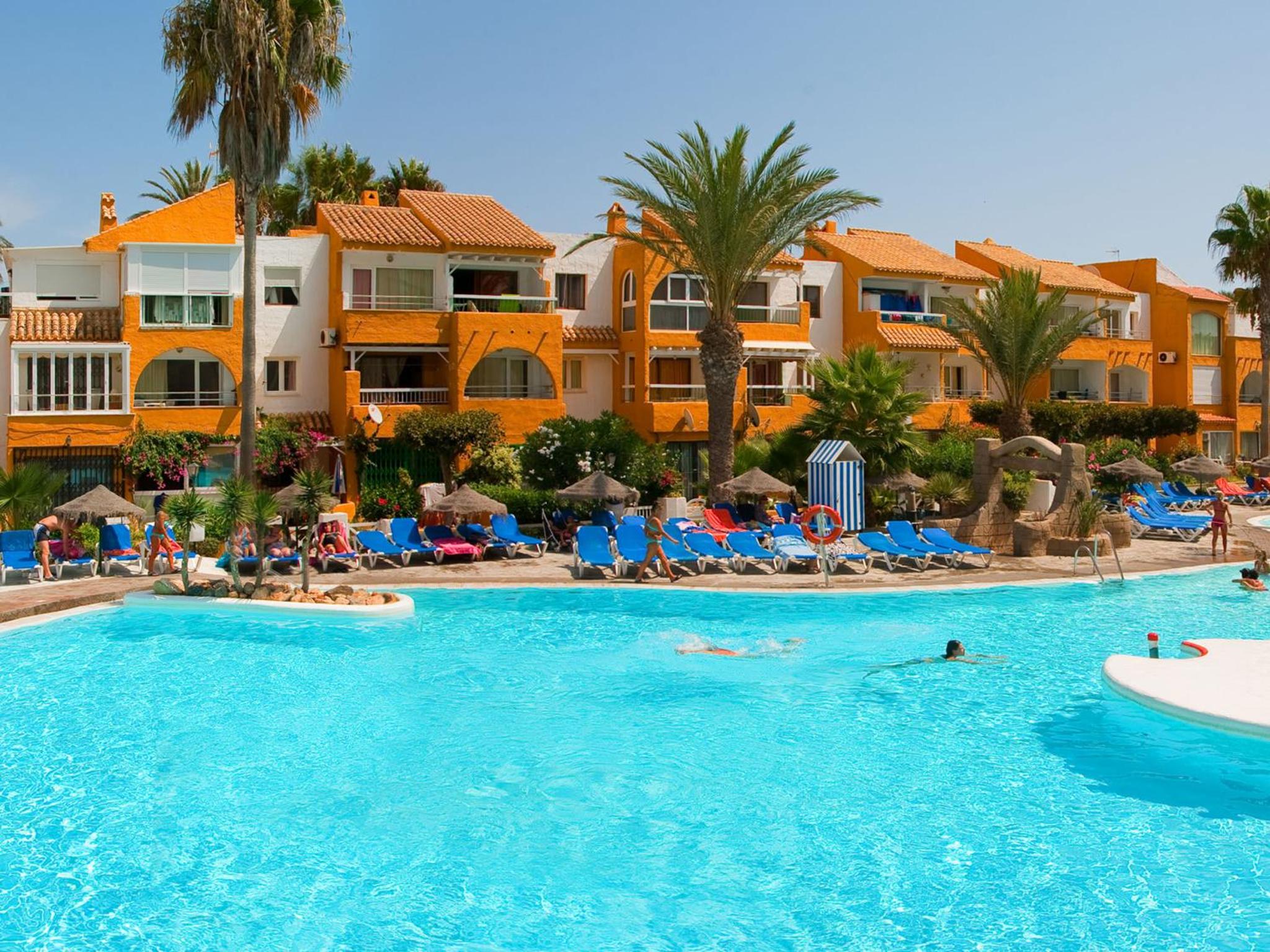 Double Room (2 Adults + 1 Child )