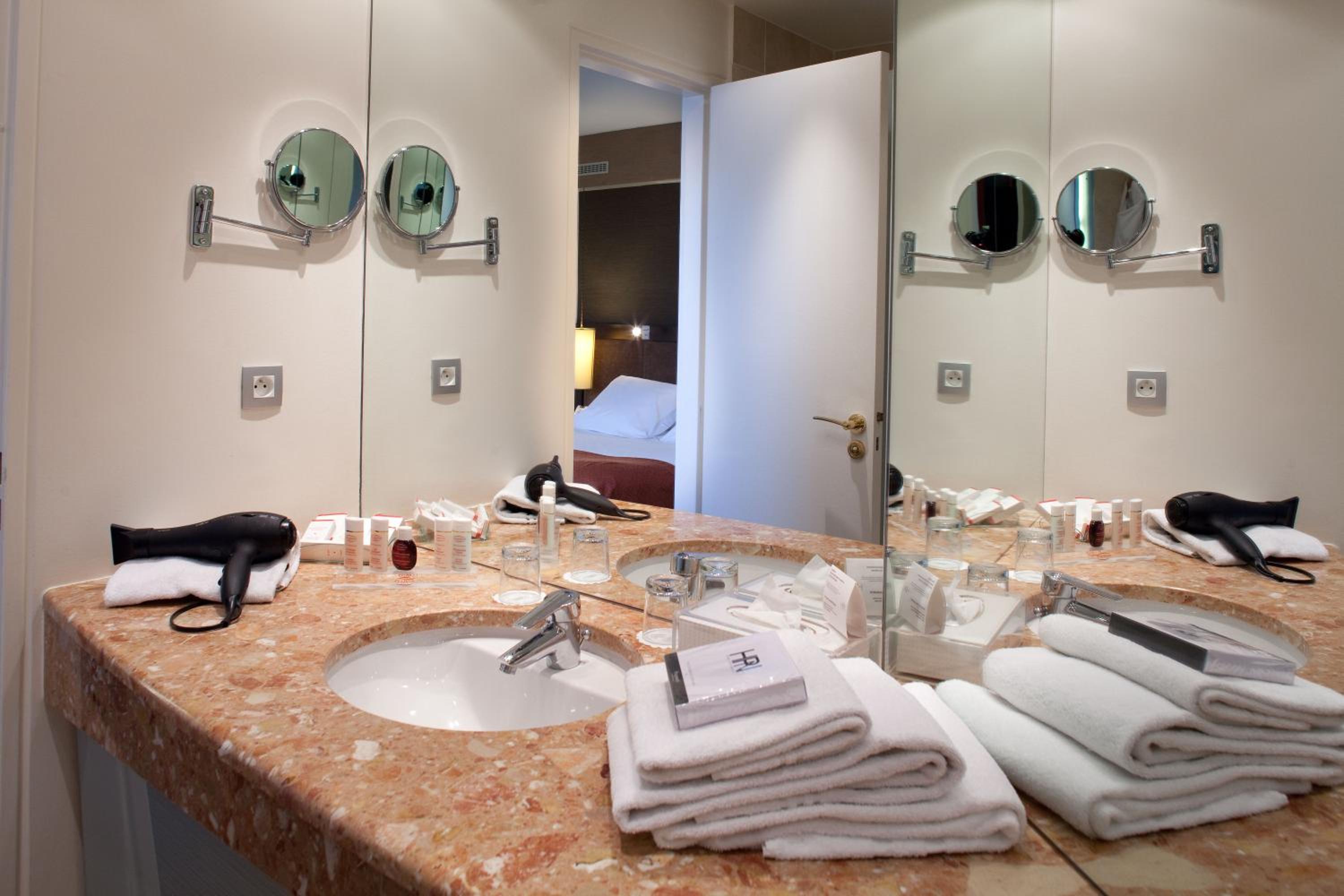 Junior Suite - Photo 10