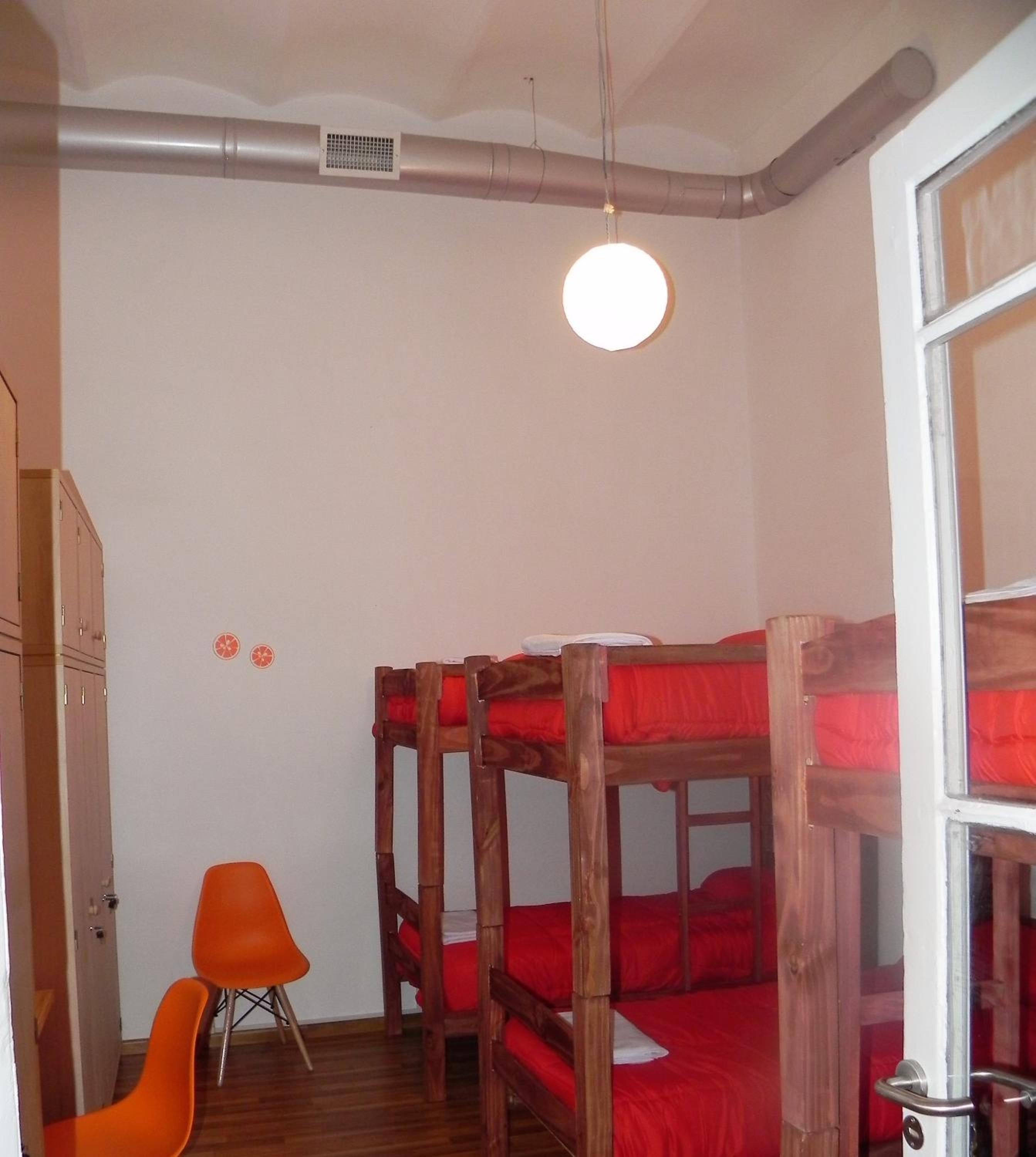 Single Bed in Female Dormitory Room 6 people photo 1
