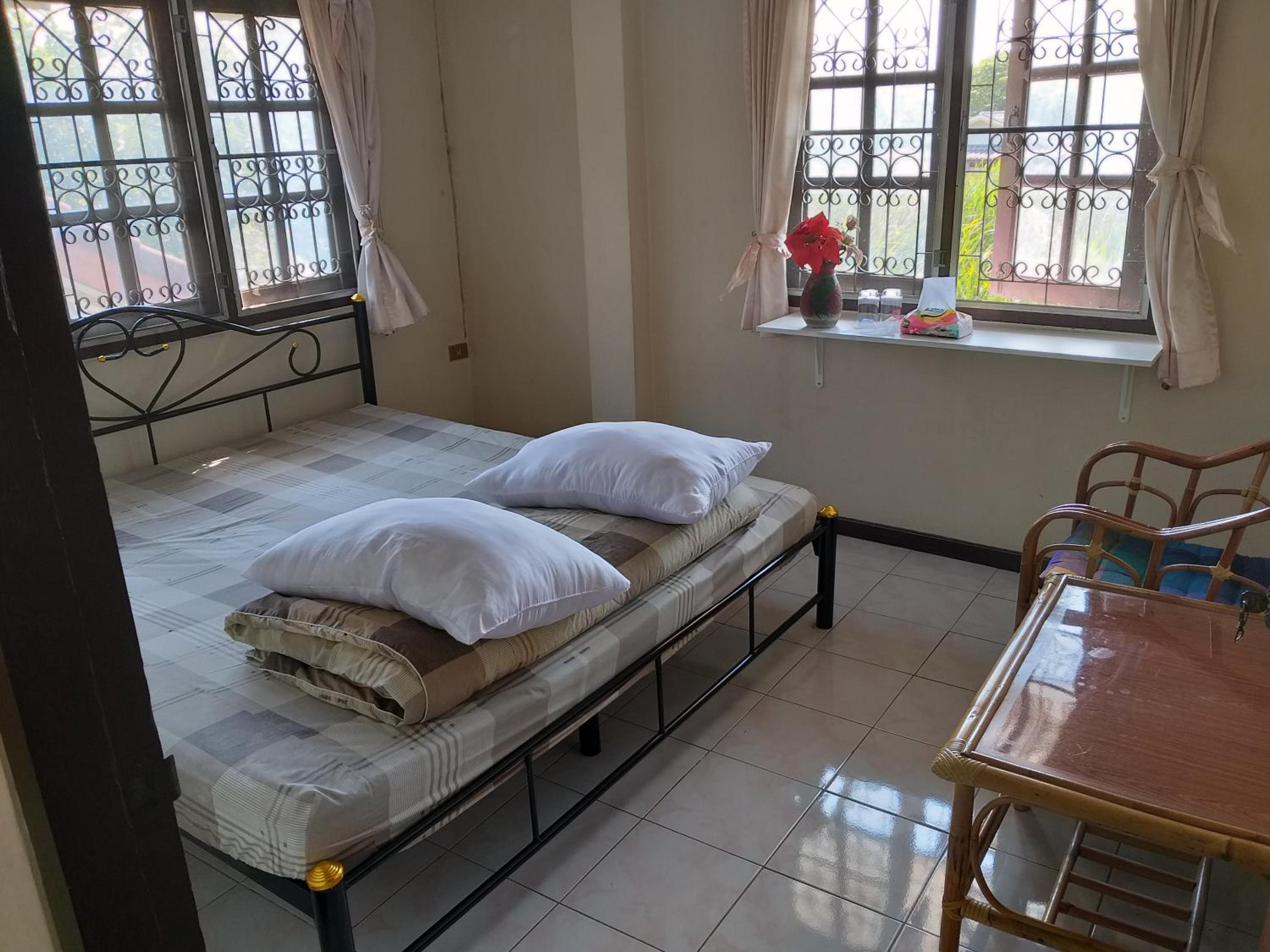 Standard Double or Twin Room photo 3
