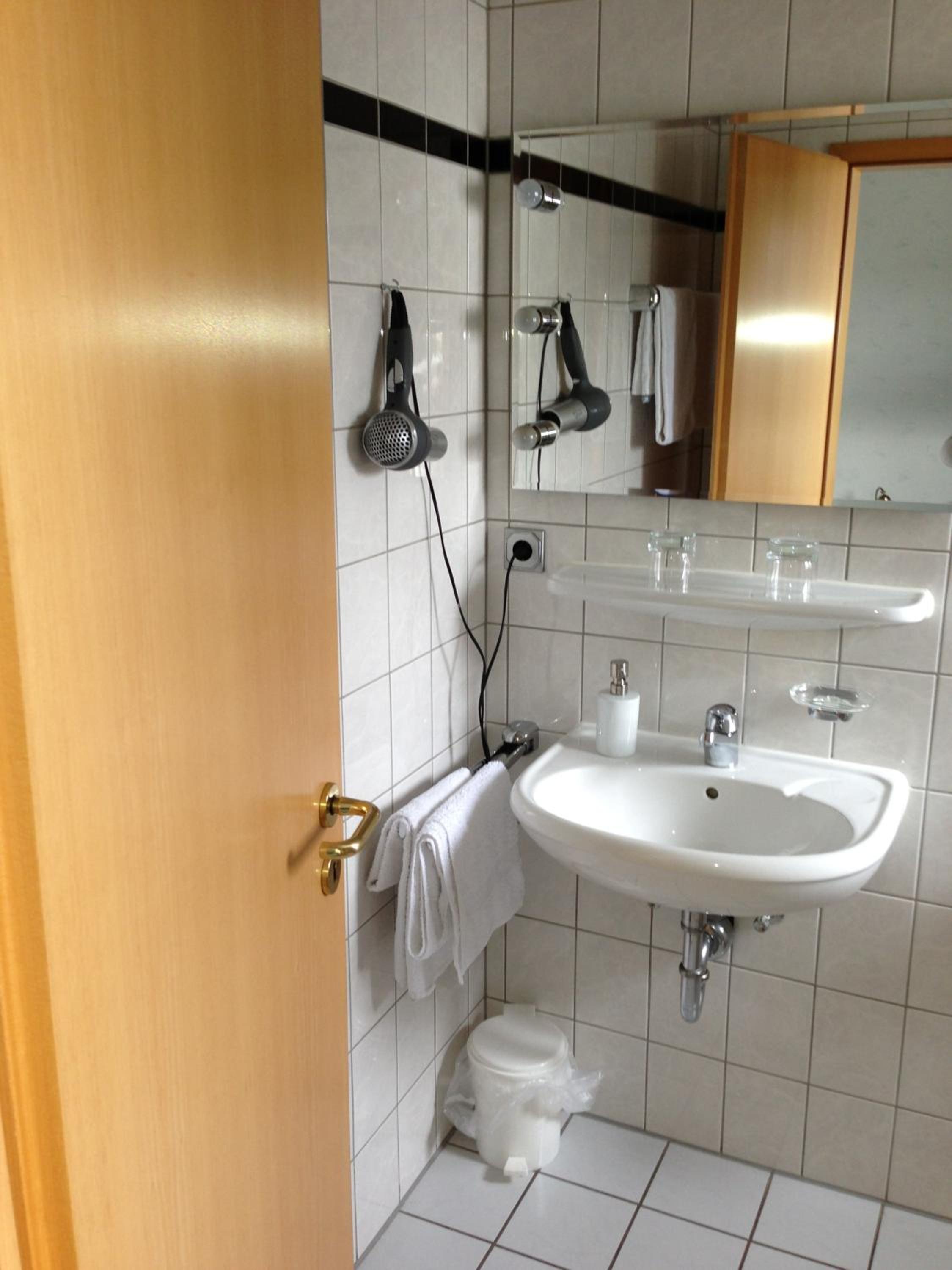 Double Room - Photo 3