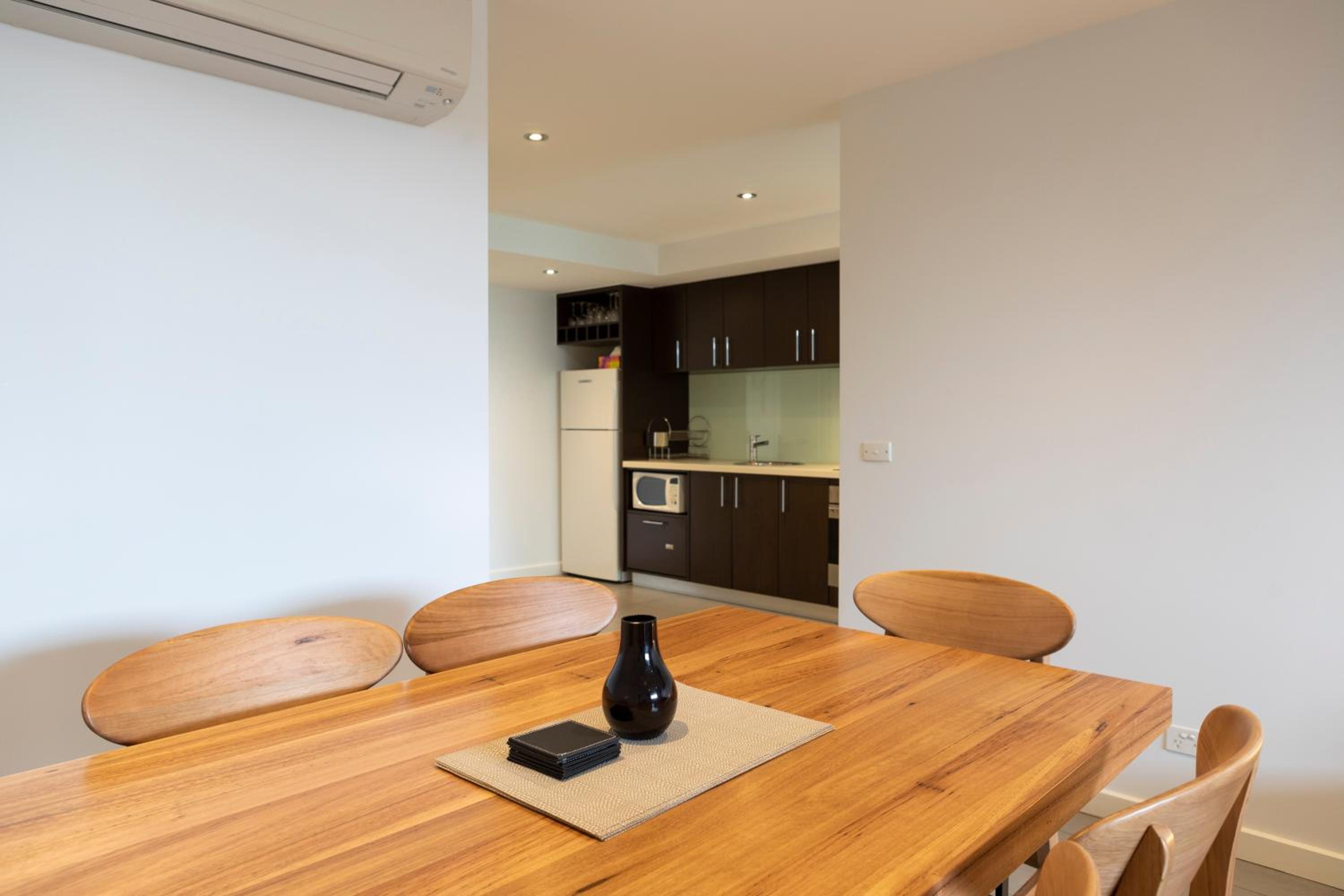 Two Bedroom Apartment - Ground Level photo 2