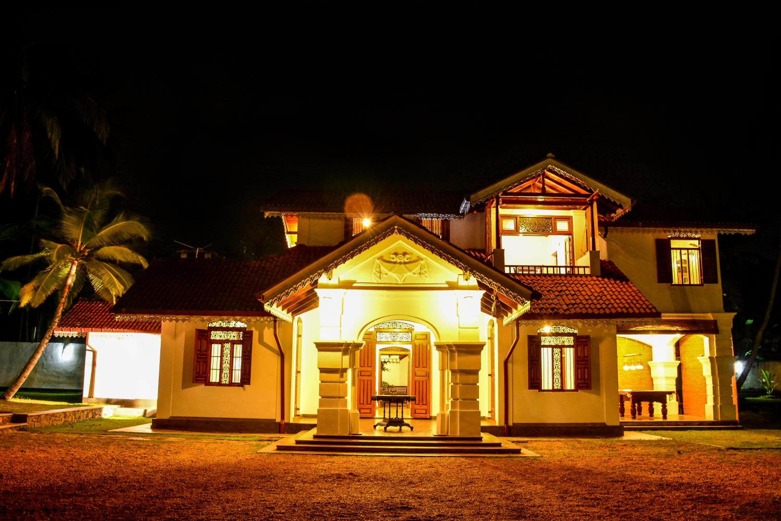 Villa photo 2