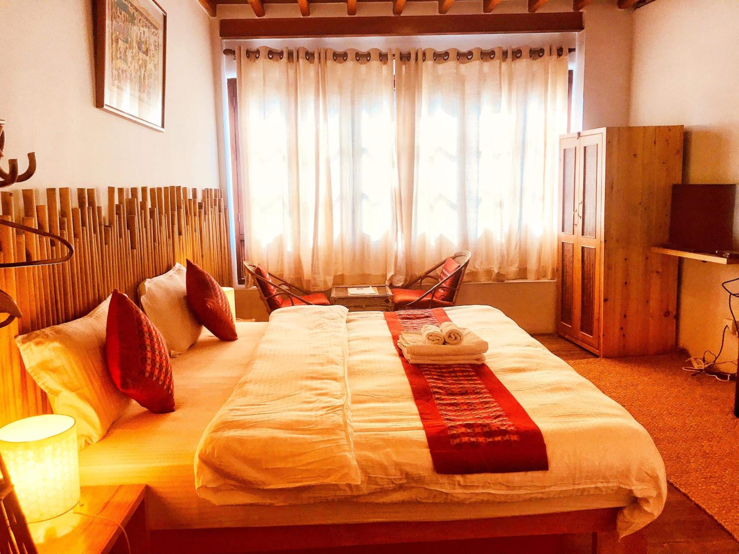 King Room with Balcony photo 1