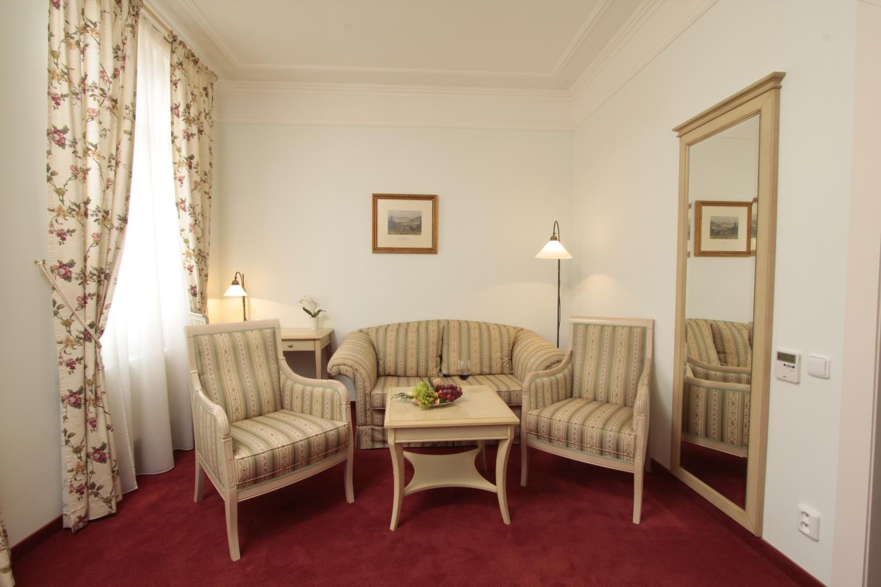 Deluxe Double Room or Twin Room with Wellness and Swimming Pool Access - Photo 1