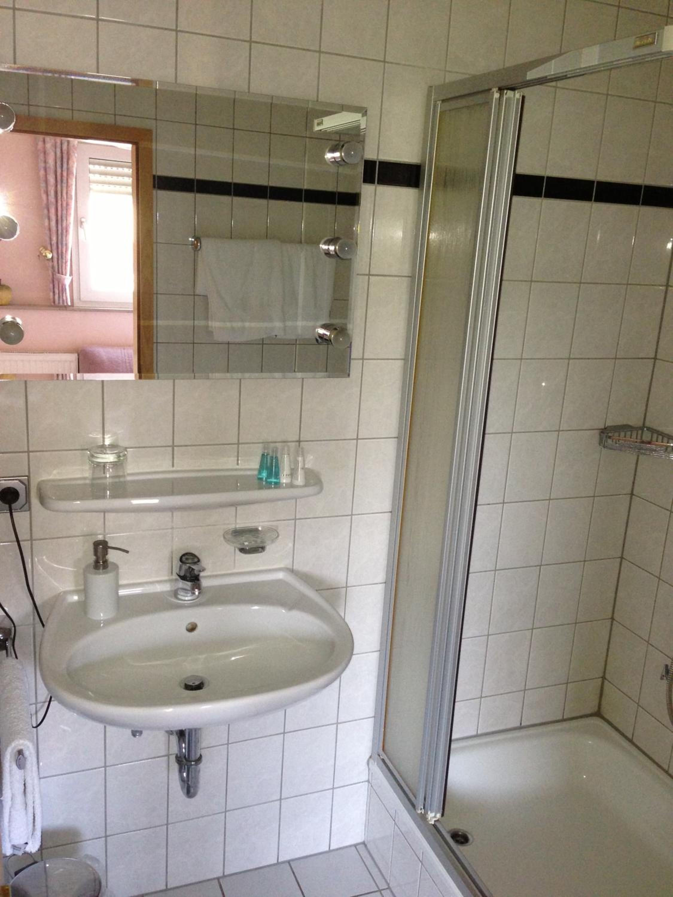 Triple Room - Photo 8
