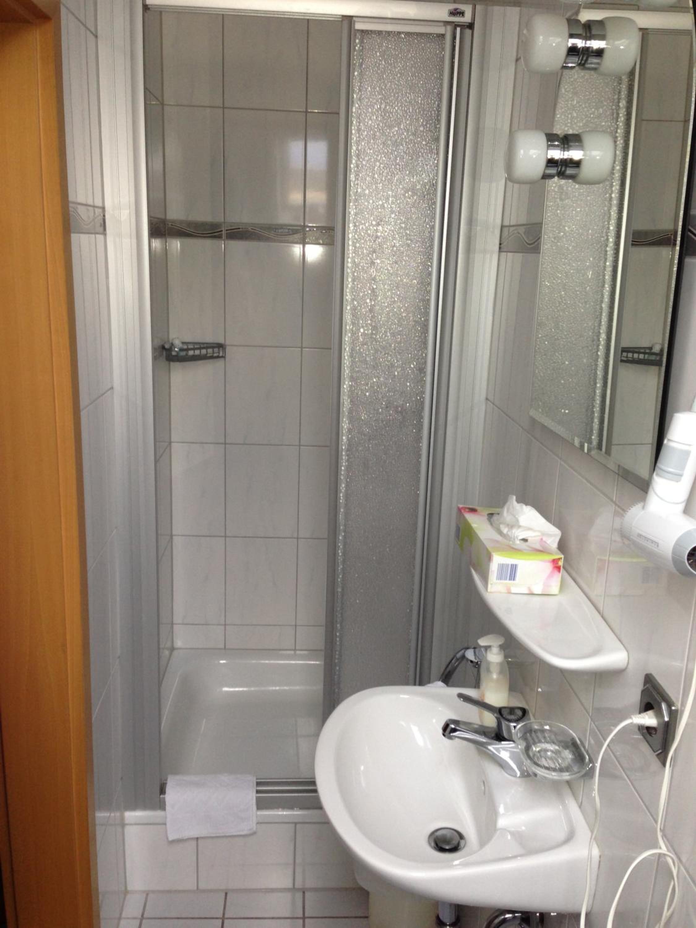 Triple Room - Photo 6