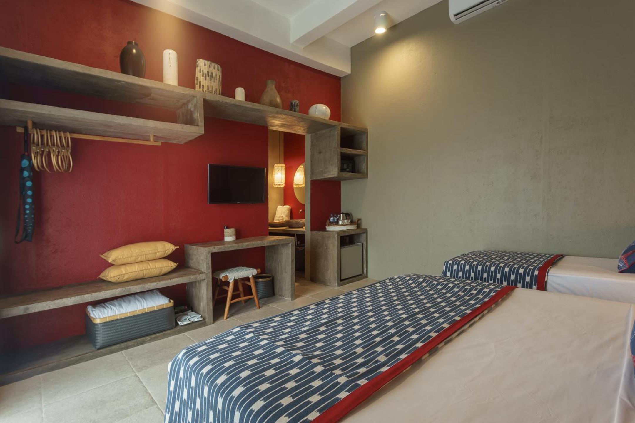 Deluxe Triple Room - Photo 10