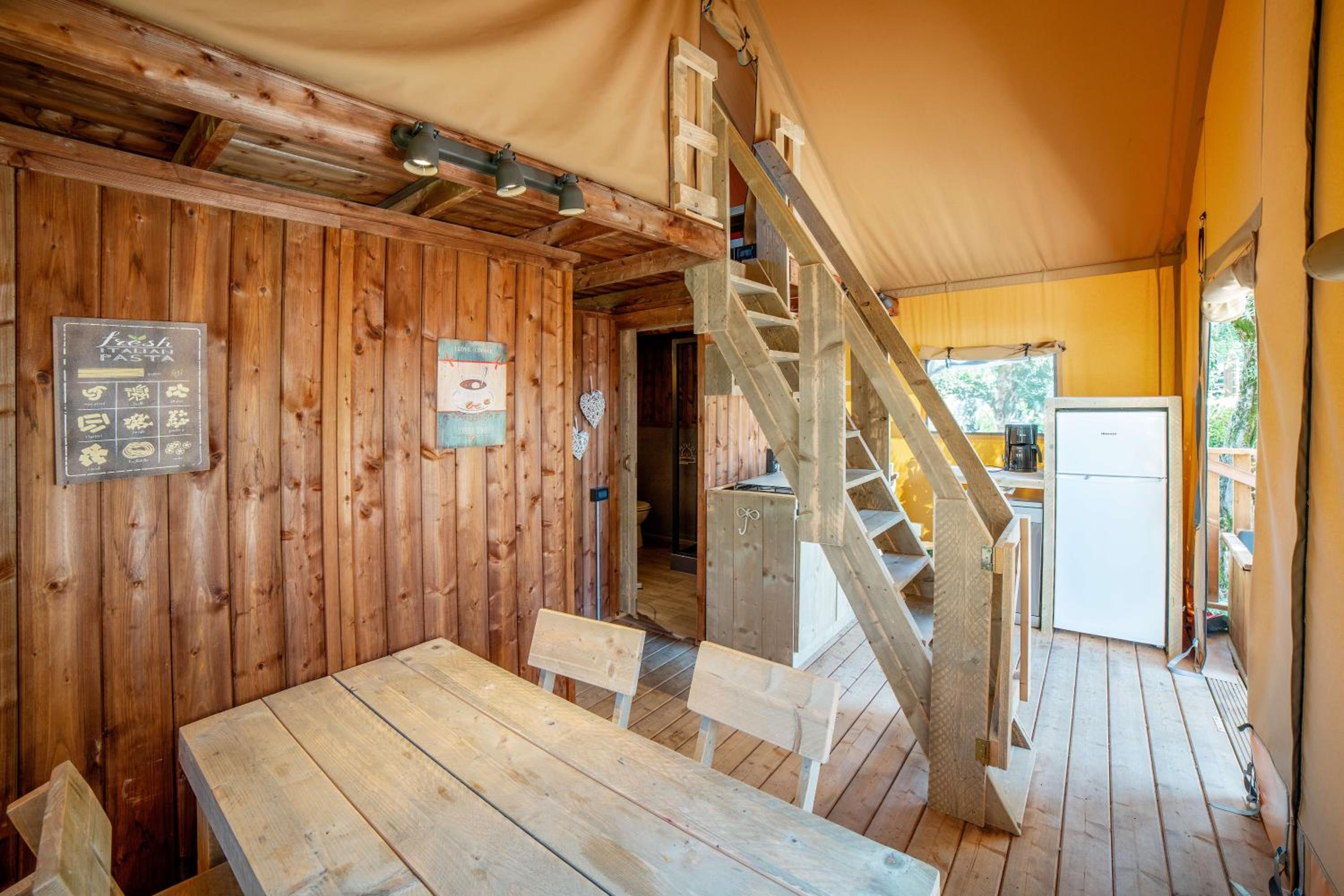 Safari Tent (5 People) photo 1