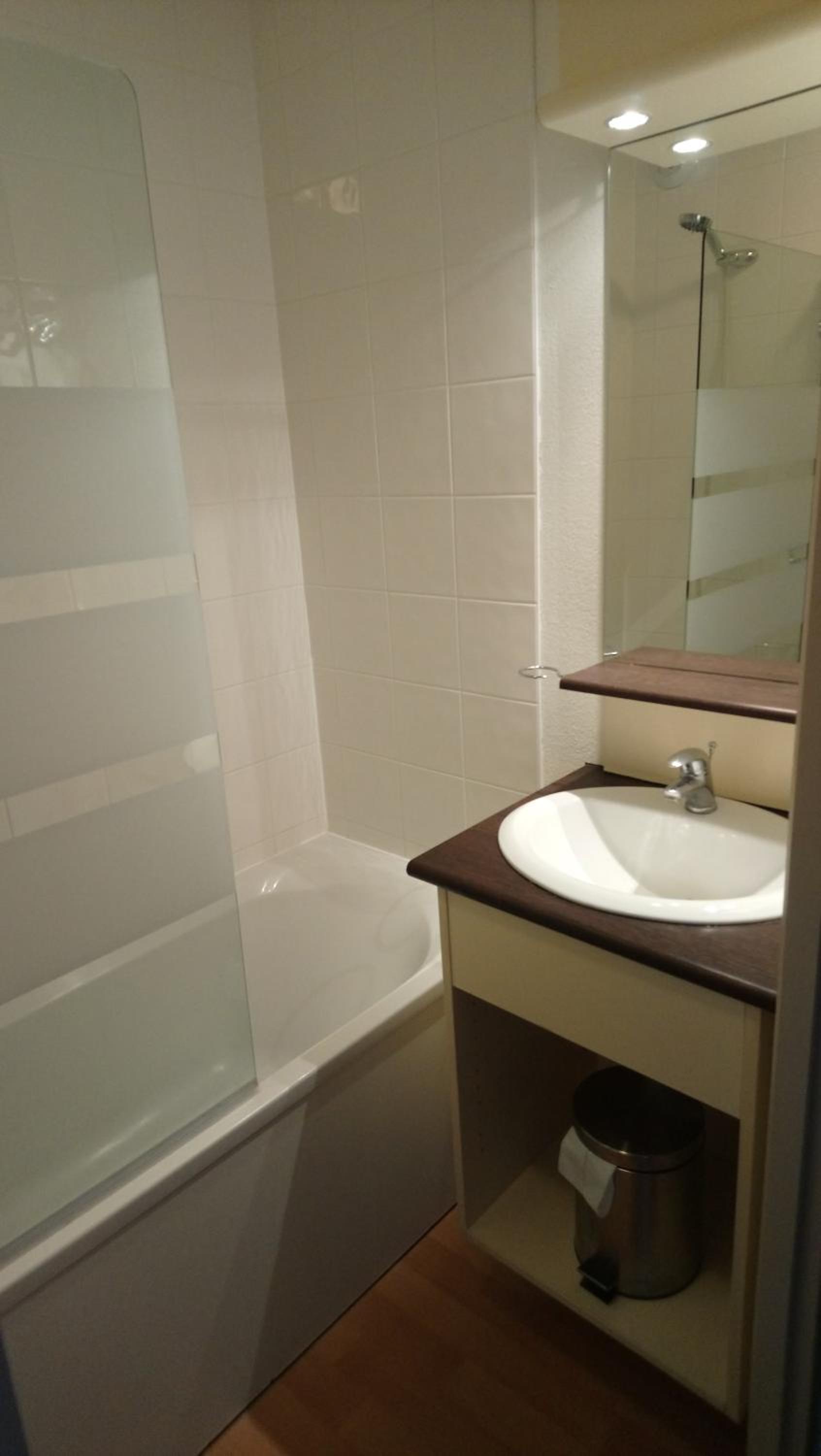 Studio Apartment photo 3